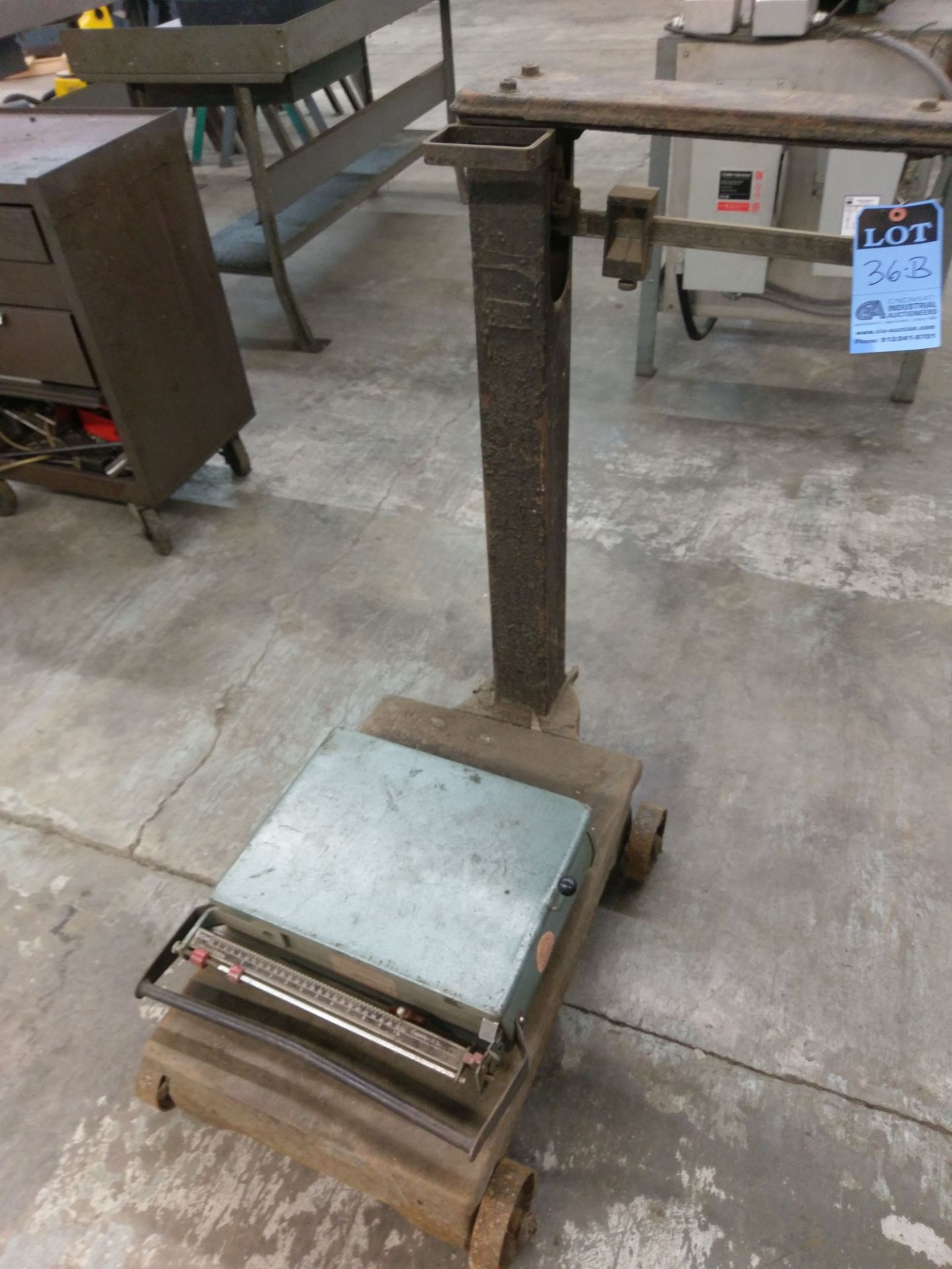 (LOT) (2) WEIGHING SCALES **LOCATED 3201 ALBERTA ST., COLUMBUS, OH 43204**