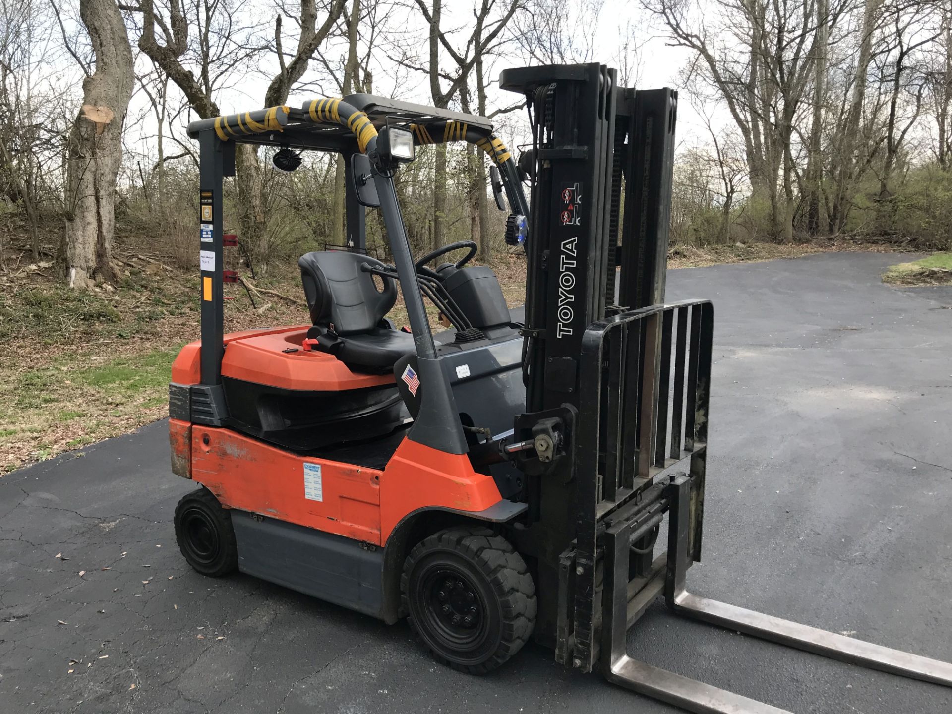 4,200 LB. TOYOTA MODEL 7FBH25 SEMI PNEUMATIC ELECTRIC LIFT TRUCK; S/N 11532, 189" LIFT, 48 VOLT - Image 4 of 10