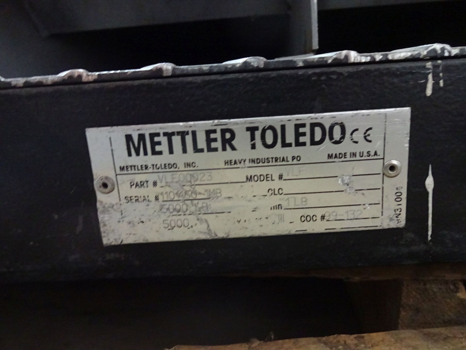 48" X 48" X 5,000 LB. CAPACITY METTLER TOLEDO MODEL VLF PLATFORM SCALE WITH RINSTRUM MODEL R323 - Image 3 of 3