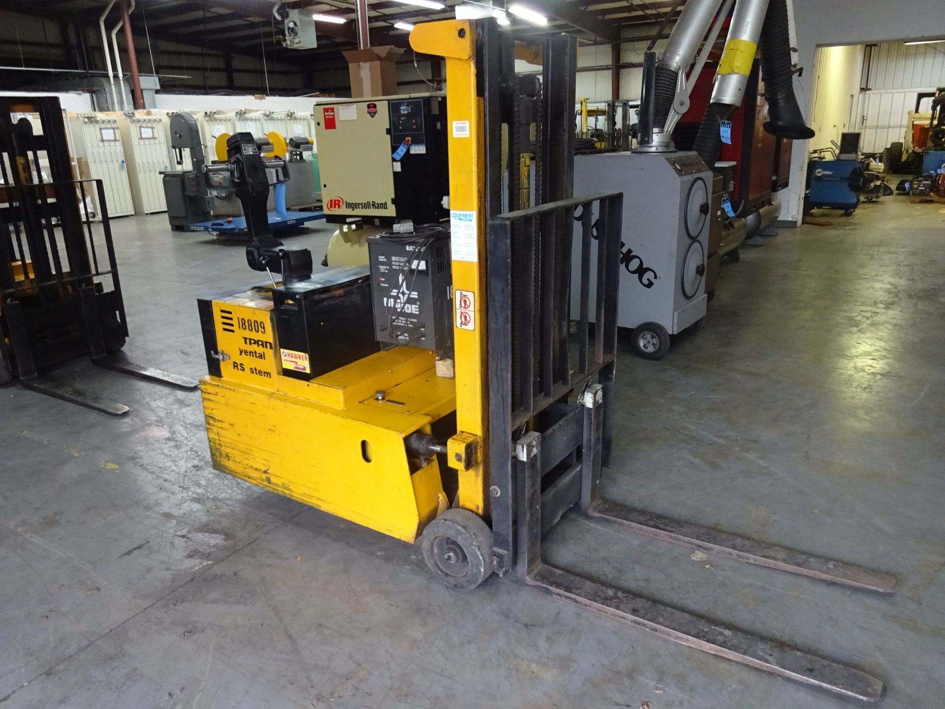 2,000 LB. BIG JOE MODEL PDC-20-106 ELECTRIC COUNTERBALANCE WALK BEHIND STACKER; S/N 351888, 12 VOLT, - Image 2 of 8