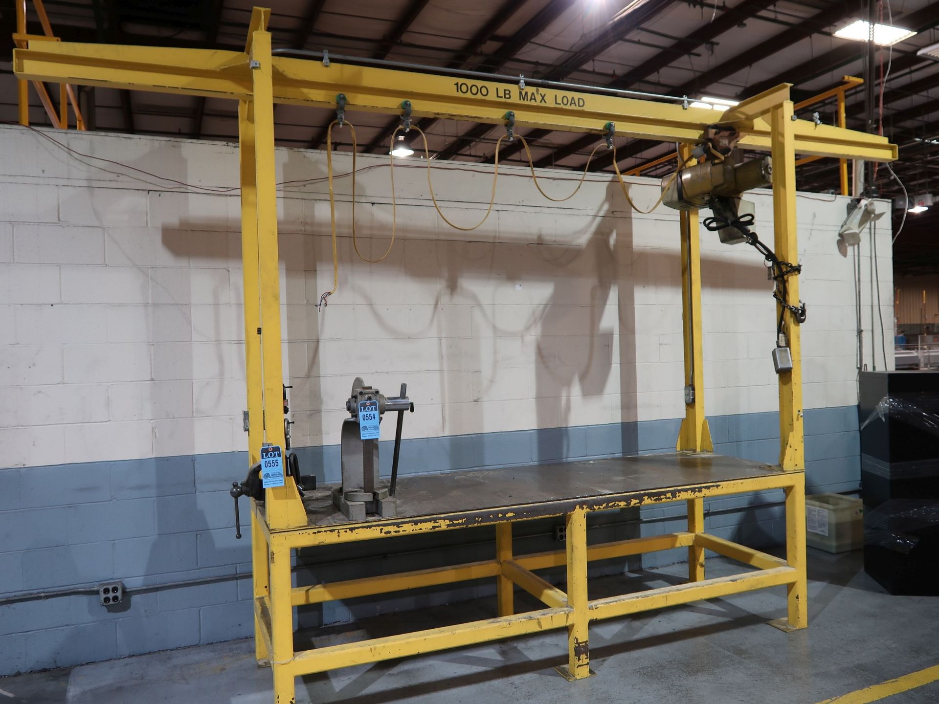 1,000 LB. CAP. X 16' CRANE RAIL APPROX. X 116" OVERALL HEIGHT APPROX. HEAVY DUTY STEEL FRAME BENCH