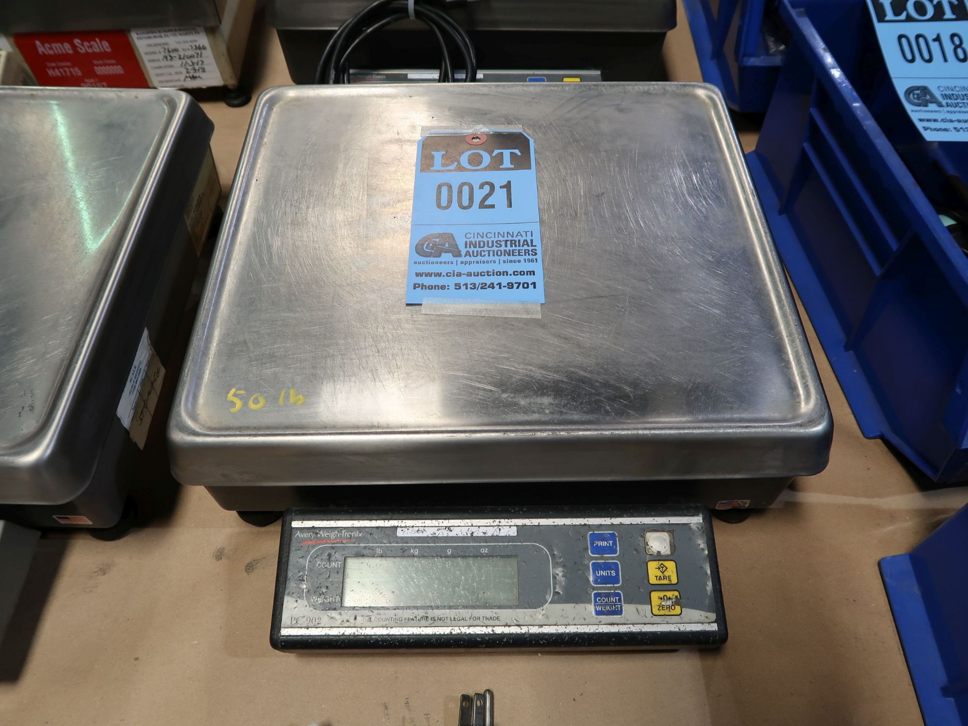 50 LB. AVERY WEIGH-TRONIX MODEL PC-902 DRO ELECTRIC COUNTING SCALE