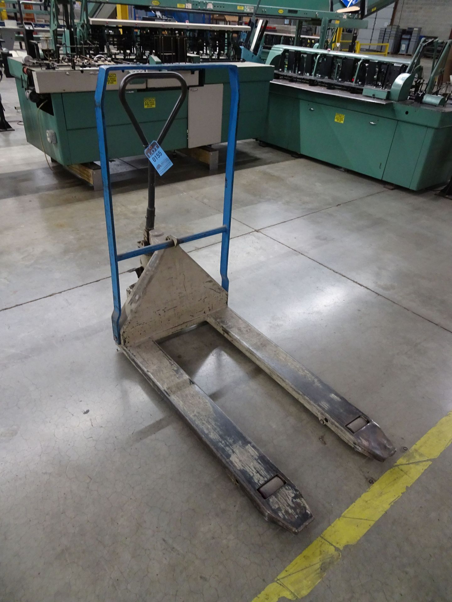 5,000 LB. (APPROX.) CROWN PALLET TRUCK