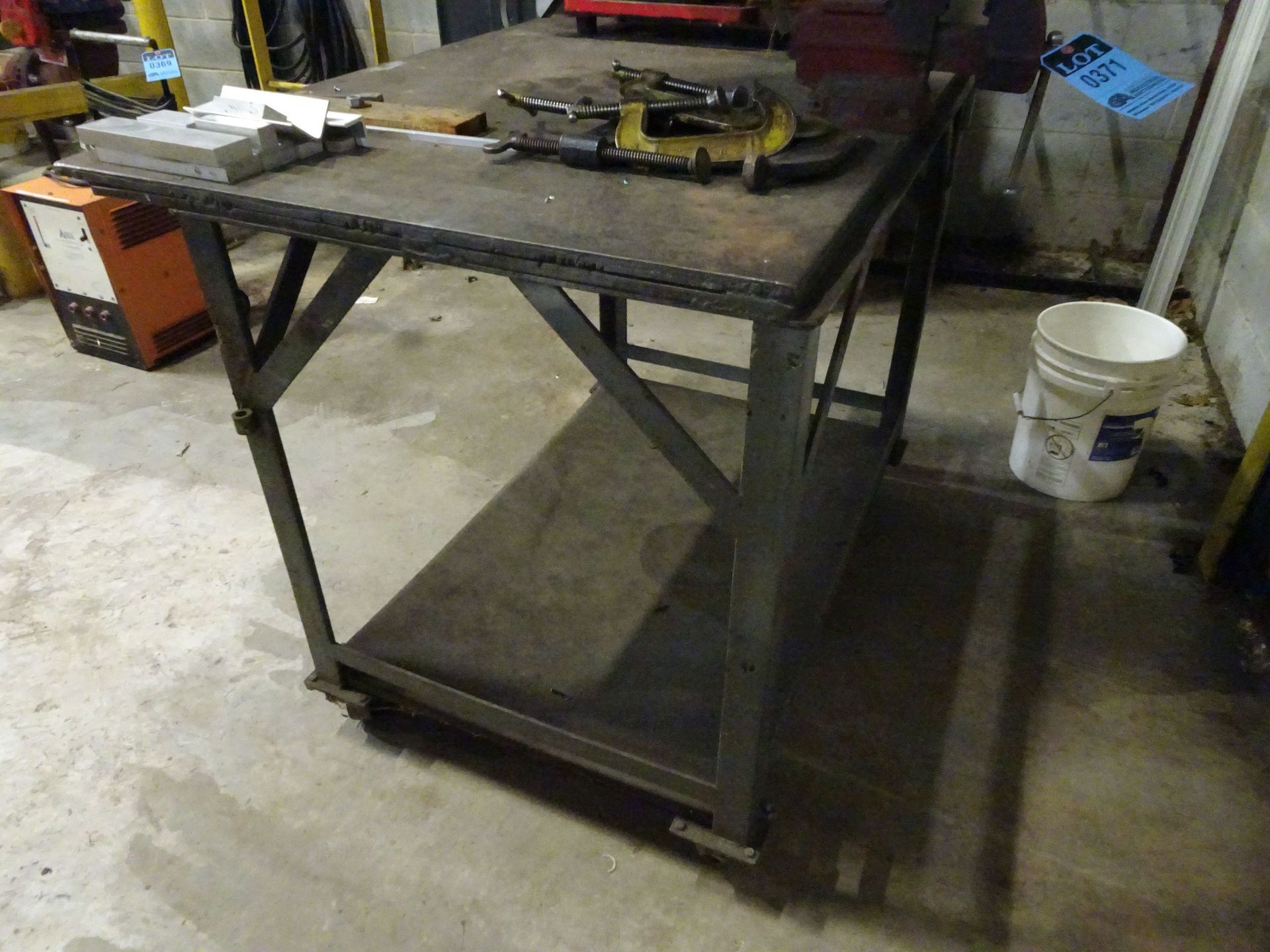 48" X 36" PORTABLE STEEL WELDING TABLE WITH 4" VISE