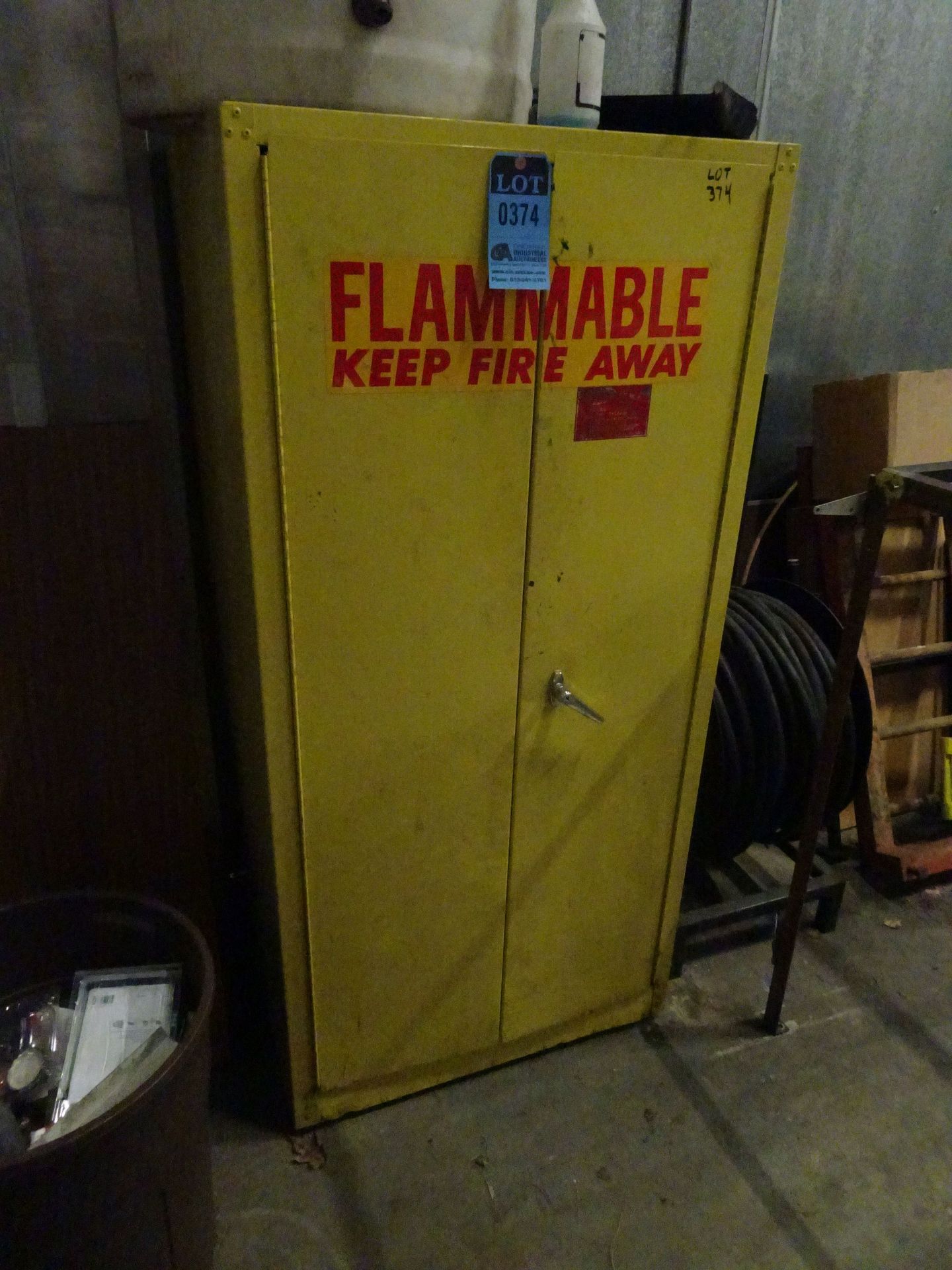 55 GALLON EAGLE FLAMMABLE MATERIAL CABINET