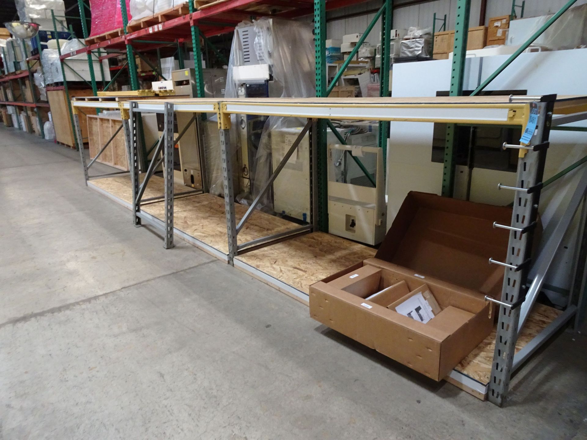 SECTIONS 42" X 92" X 60" ADJUSTABLE BEAM PALLET RACK