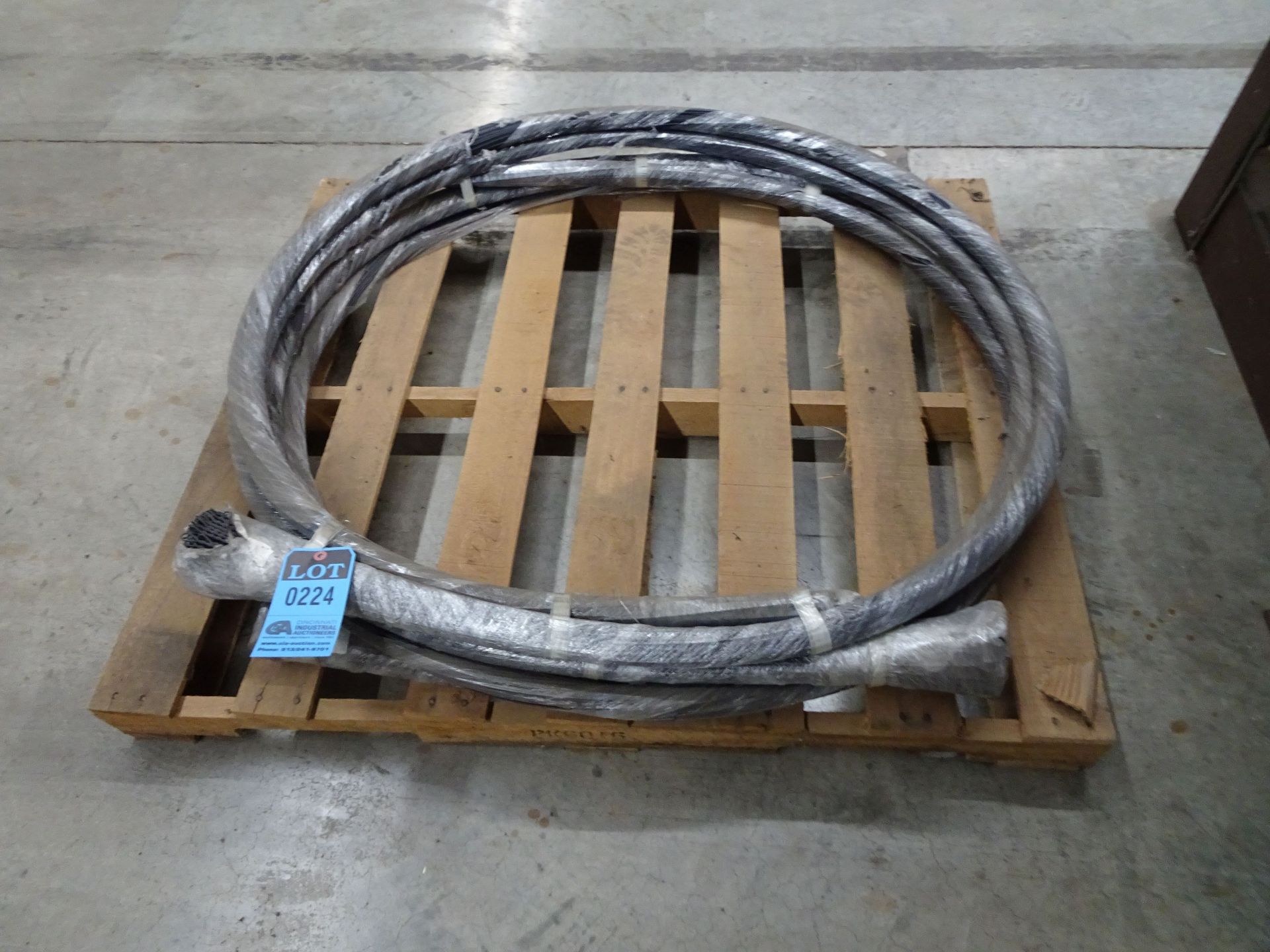 (LOT) BALER WIRE ON SKID