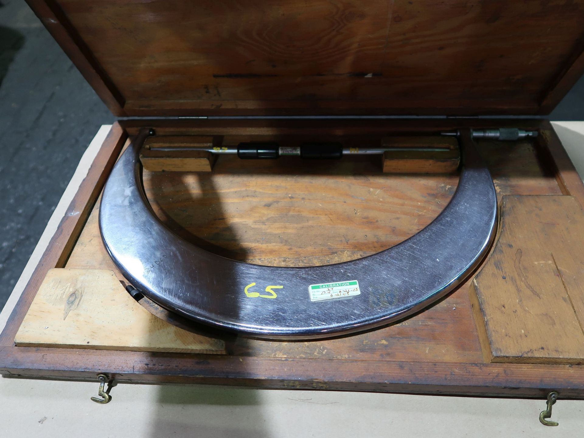 15" - 14" TUMICO OUTSIDE MICROMETER