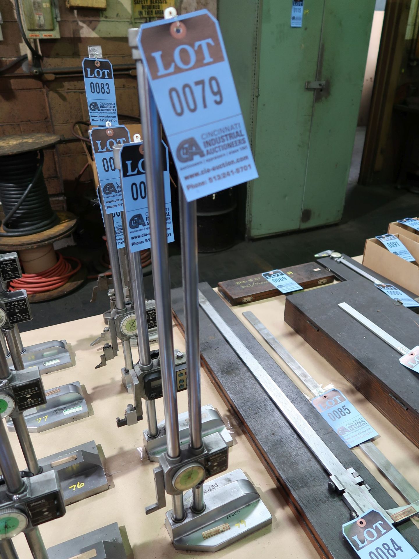 18" MITUTOYO DIGITAL READ-OUT HEIGHT GAGE