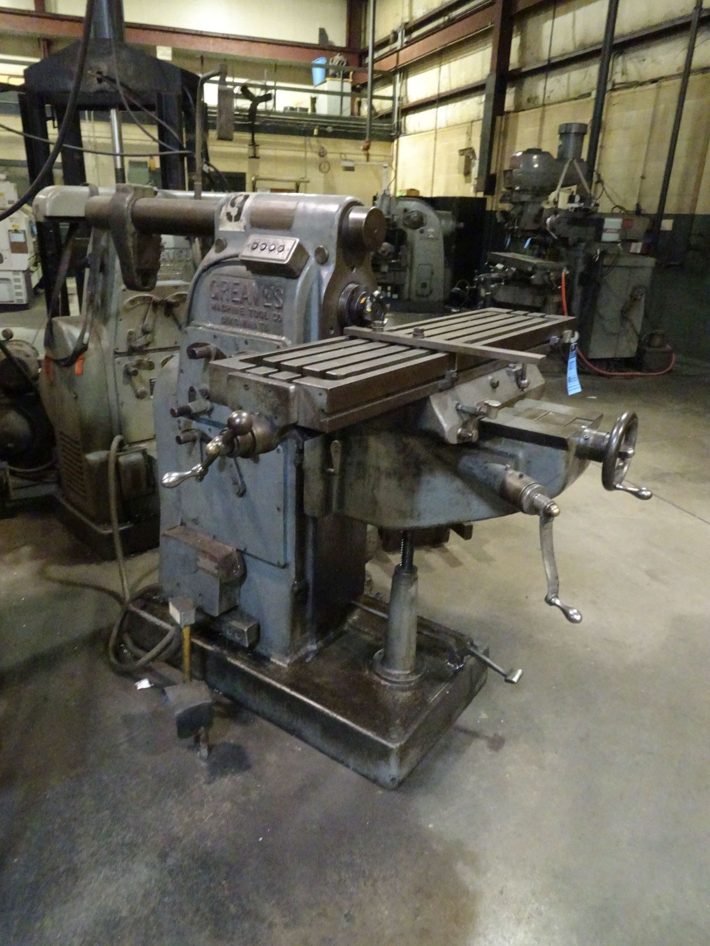 GREAVES HORIZONTAL MILLING MACHINE, SPINDLE SPEED 20-1,000 RPM, 12" X 52" TABLE - Image 2 of 7