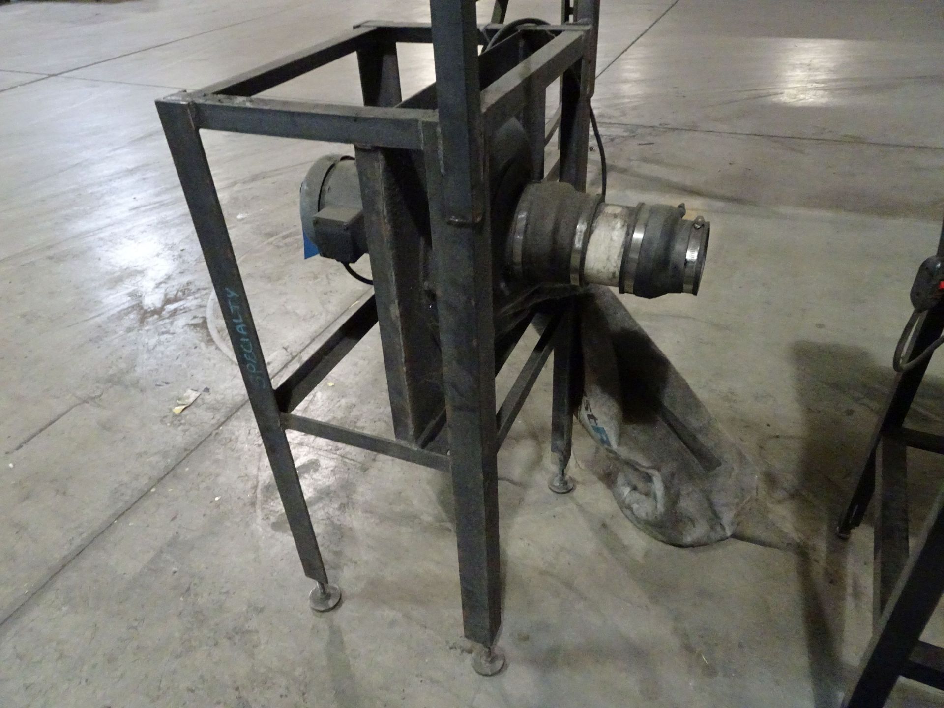 (LOT) MISCELLANEOUS DUST COLLECTOR PARTS - Image 4 of 4