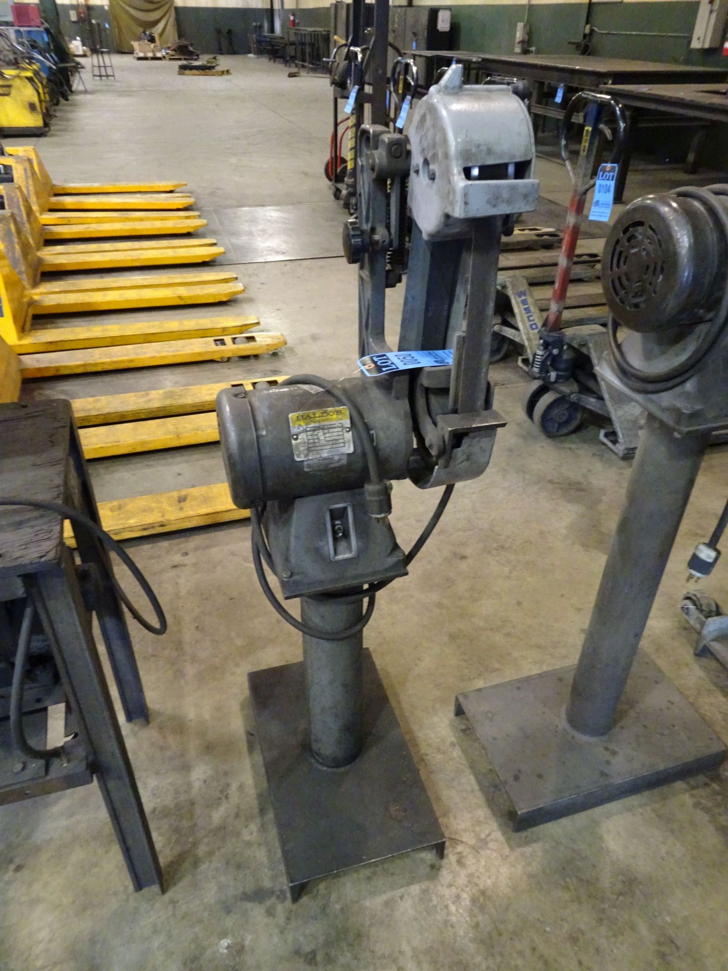 2" BALDOR BELT GRINDER