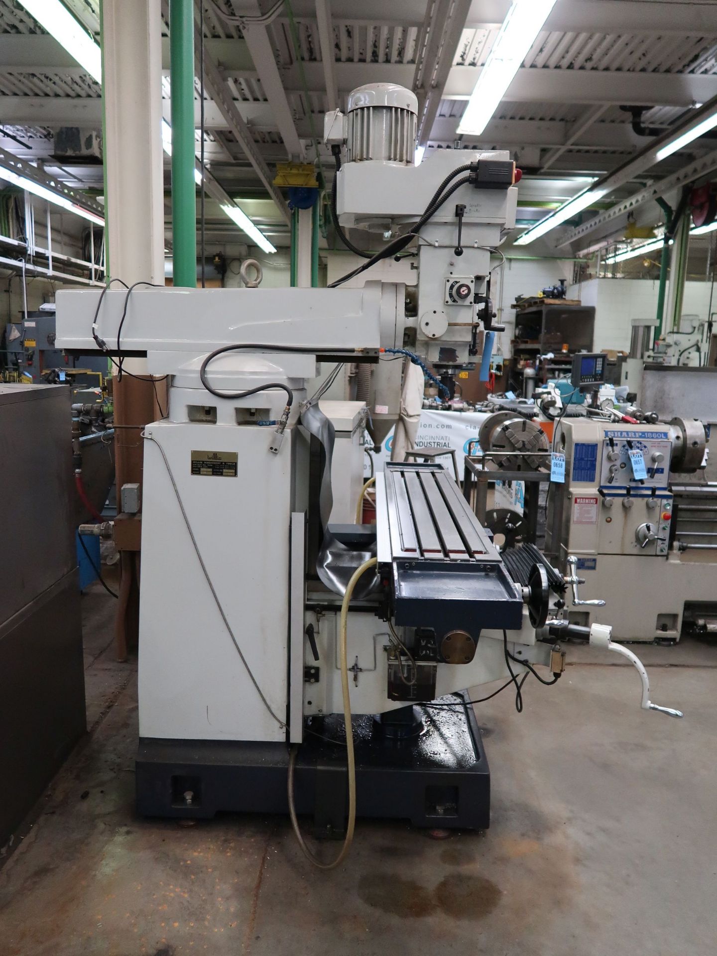 5 HP WILLIS MODEL 5000VS DOVETAIL RAM VARIABLE SPEED VERTICAL MILLING MACHINE; S/N 200910004, - Image 2 of 9