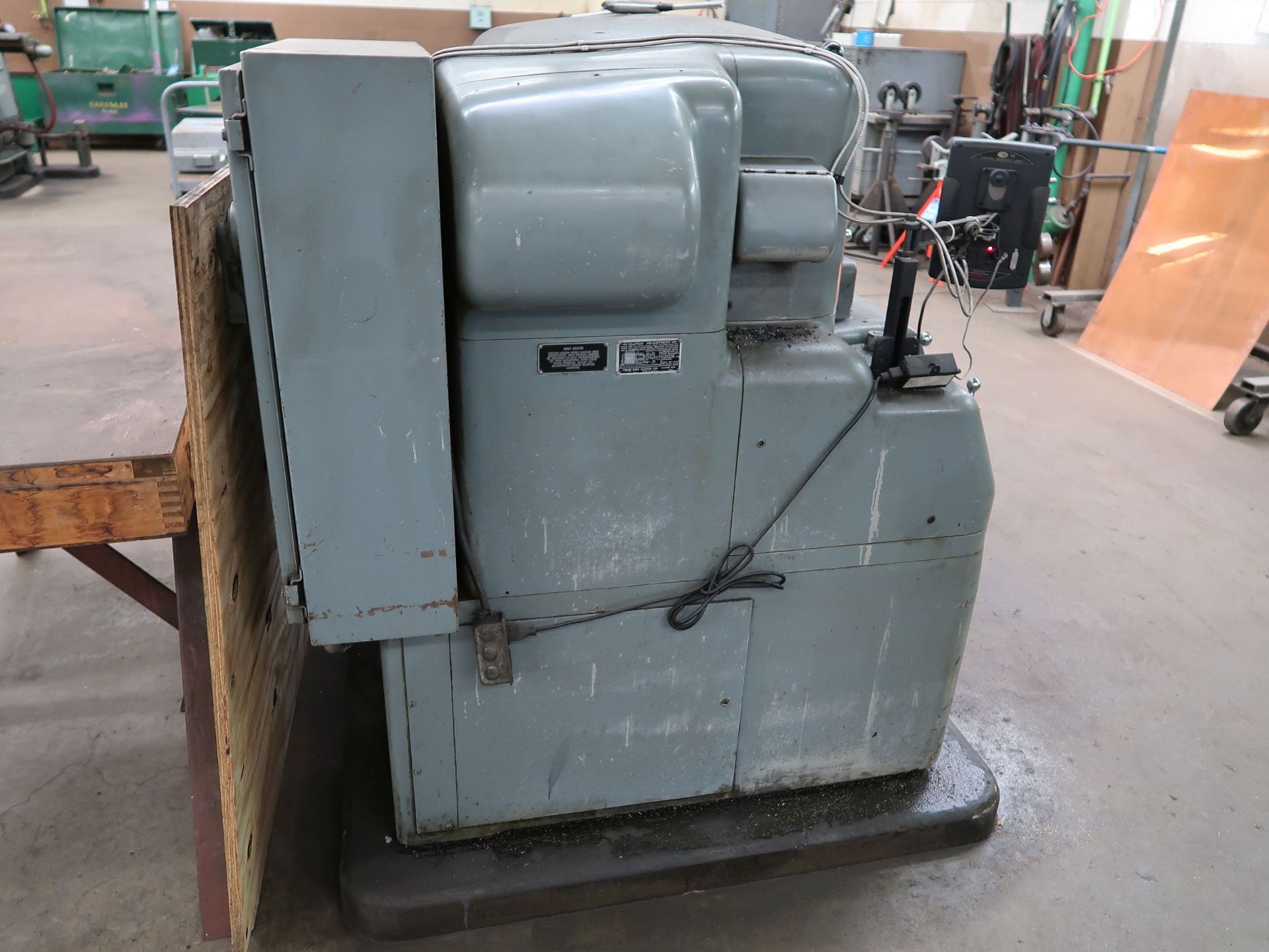 20" X 78" MONARCH 2013X78 GEARED HEAD ENGINE LATHE; S/N 49826, SPINDLE SPEED 12-1,500, 15" 4-JAW - Image 3 of 12