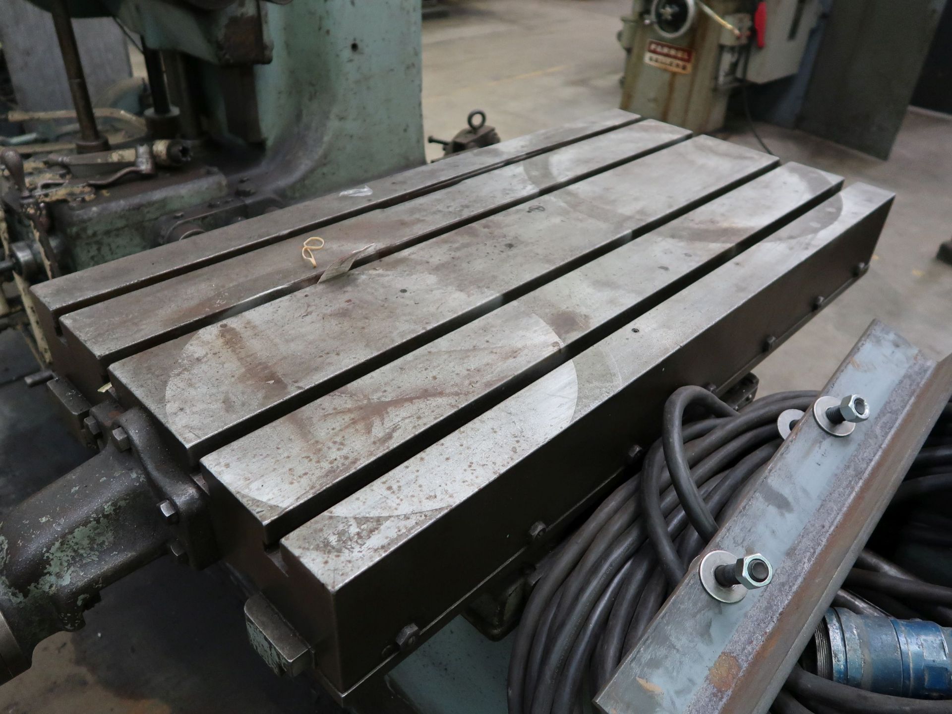 3" LUCAS NO. 31 HORIZONTAL BORING MILL, SPINDLE SPEED 15-200 RPM, 24" X 48" T-SLOTTED TABLE - Image 9 of 11
