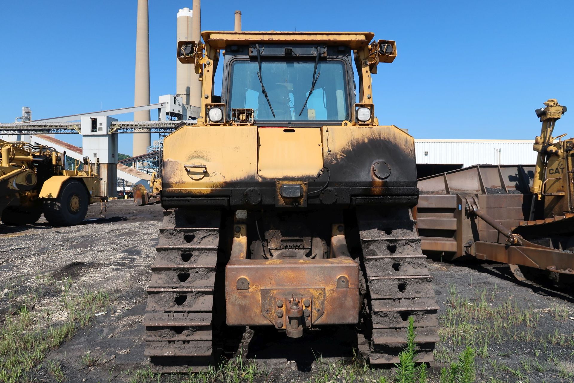 CATERPILLER MODEL D8T CRAWLER DOZER; S/N KPZ00848, CAB, 34,771 HOURS SHOWING, NOTED AS OVERHAULDED - Image 6 of 11