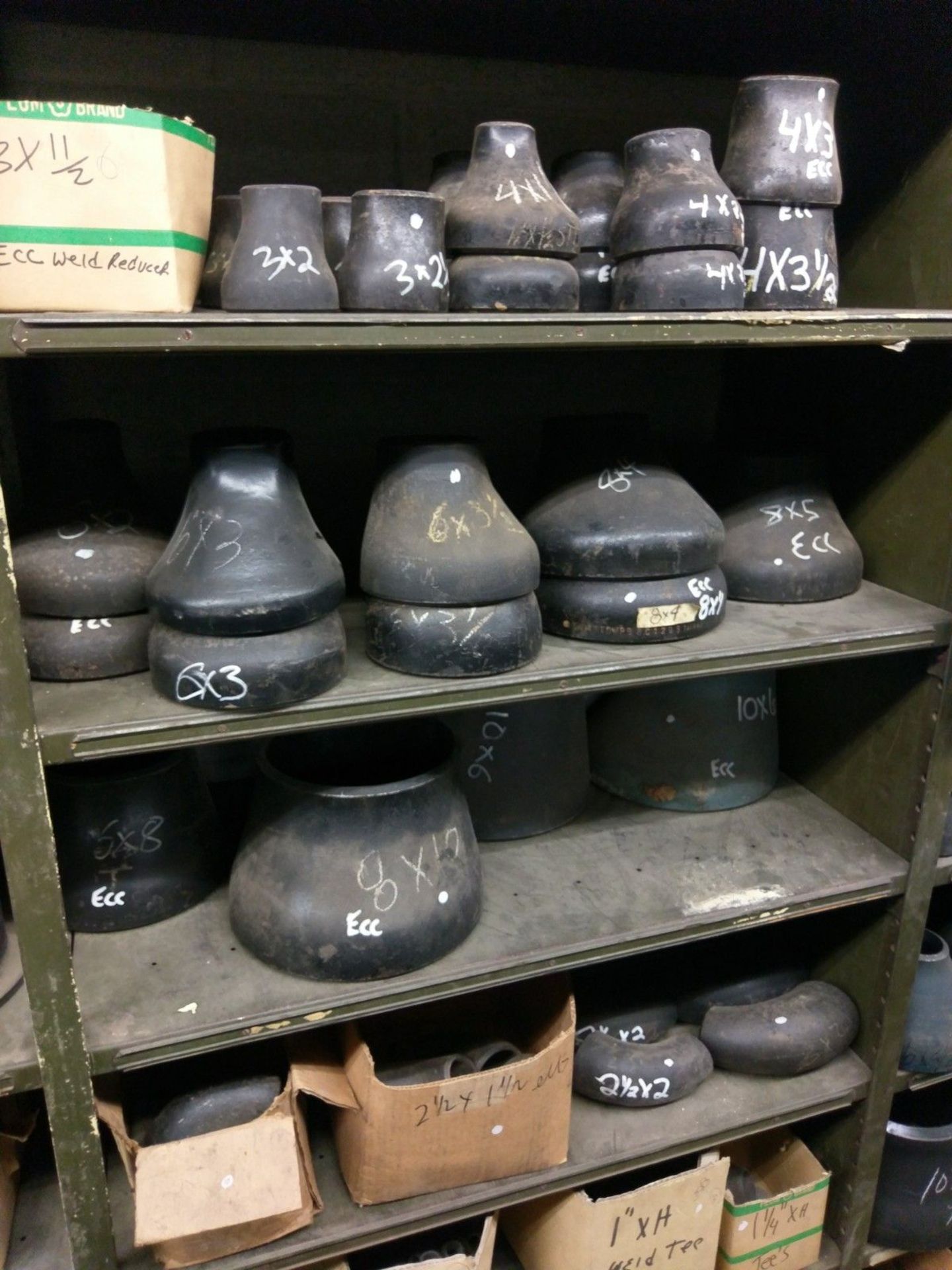 CONTENTS OF (6) SECTIONS OF SHELVING, 150 LB. FORGED WELD FITTING - Image 3 of 3
