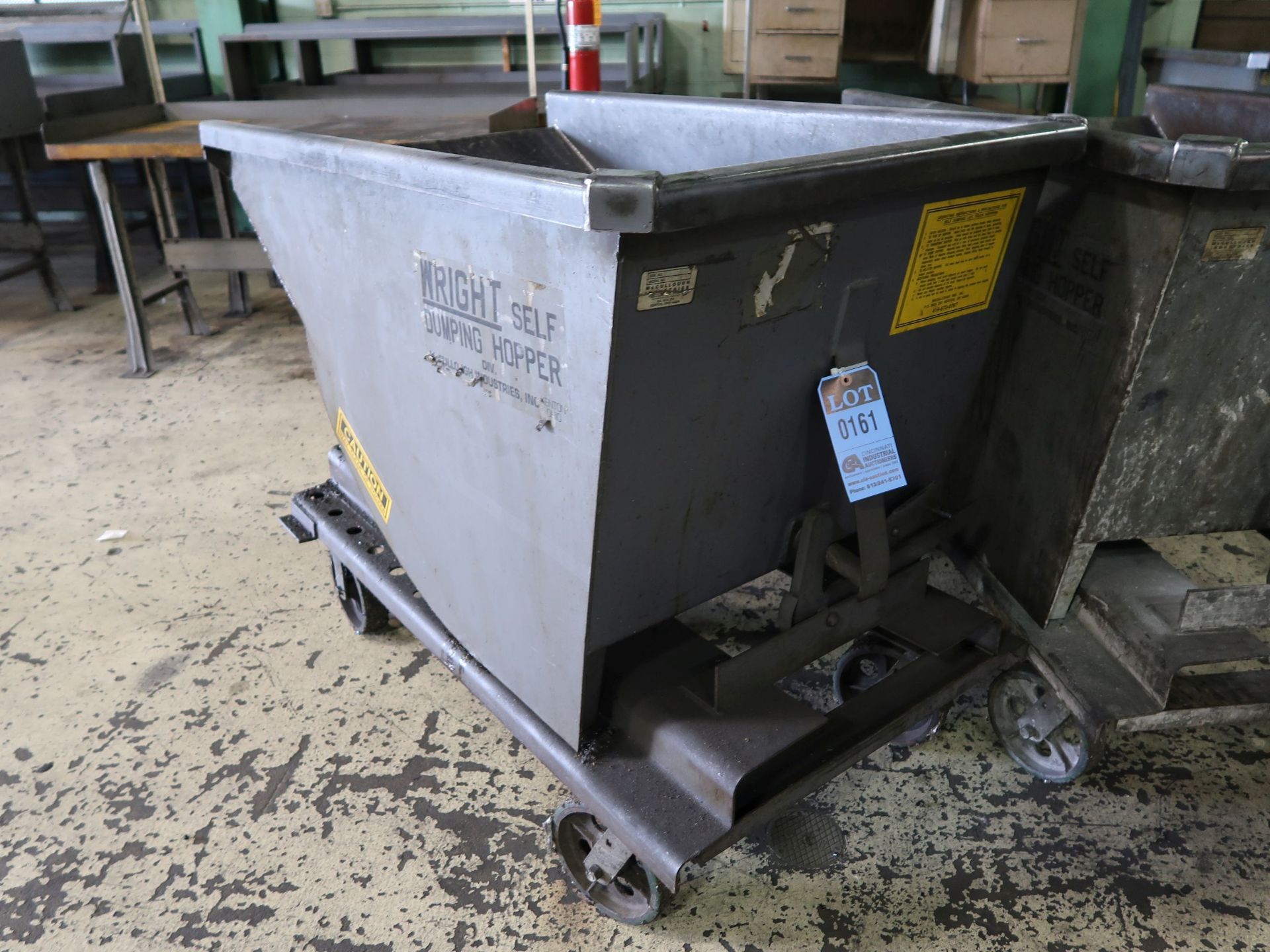 4,000 LB. CAPACITY / 1/3 YARD WRIGHT MODEL 3377 PORTABLE FORKLIFT STYLE SELF DUMPING HOPPER