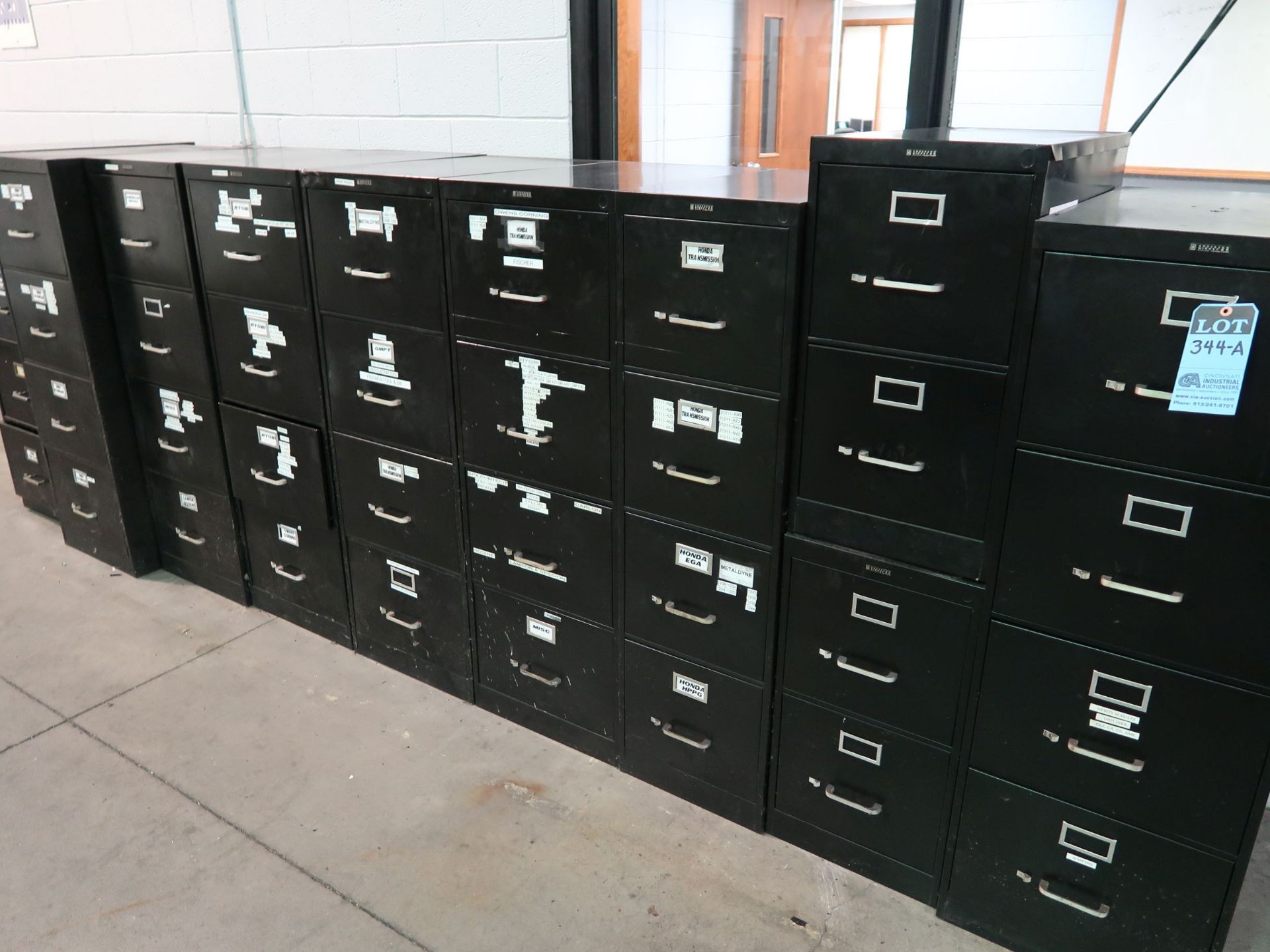 (LOT) MISCELLANEOUS FILE CABINETS