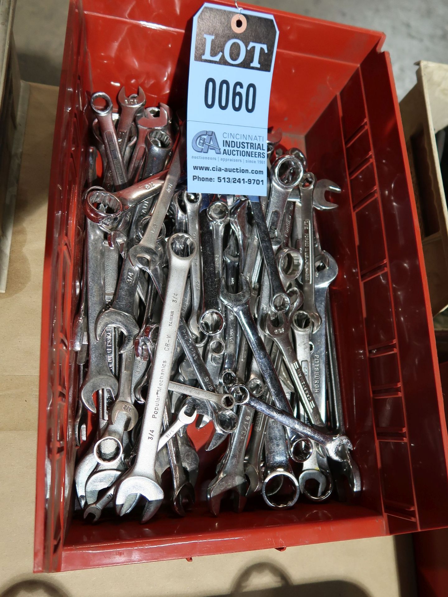 (LOT) MISCELLANEOUS COMBINATION WRENCHES