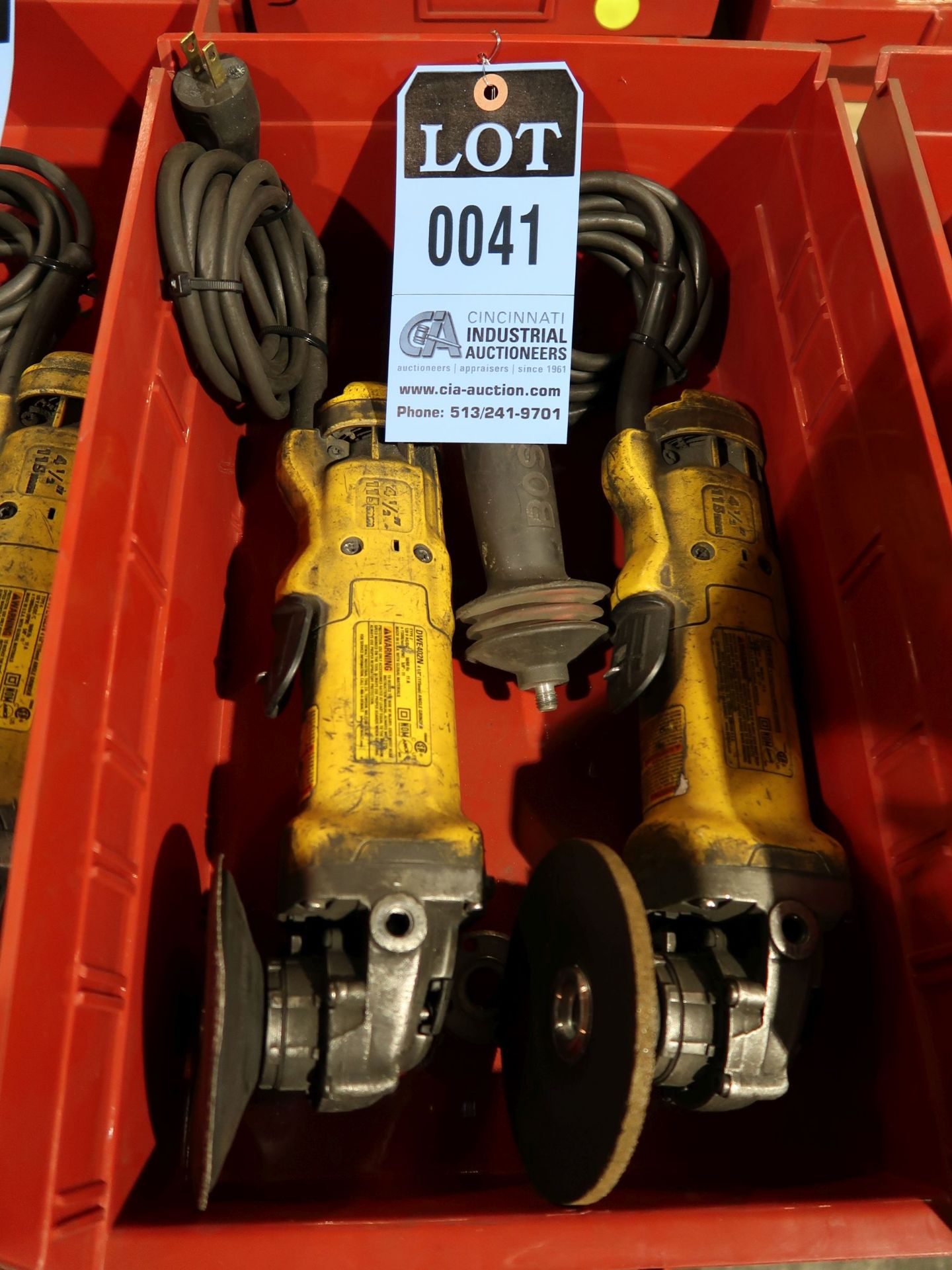 4" DEWALT MODEL DWE402N ELECTRIC ANGLE GRINDERS