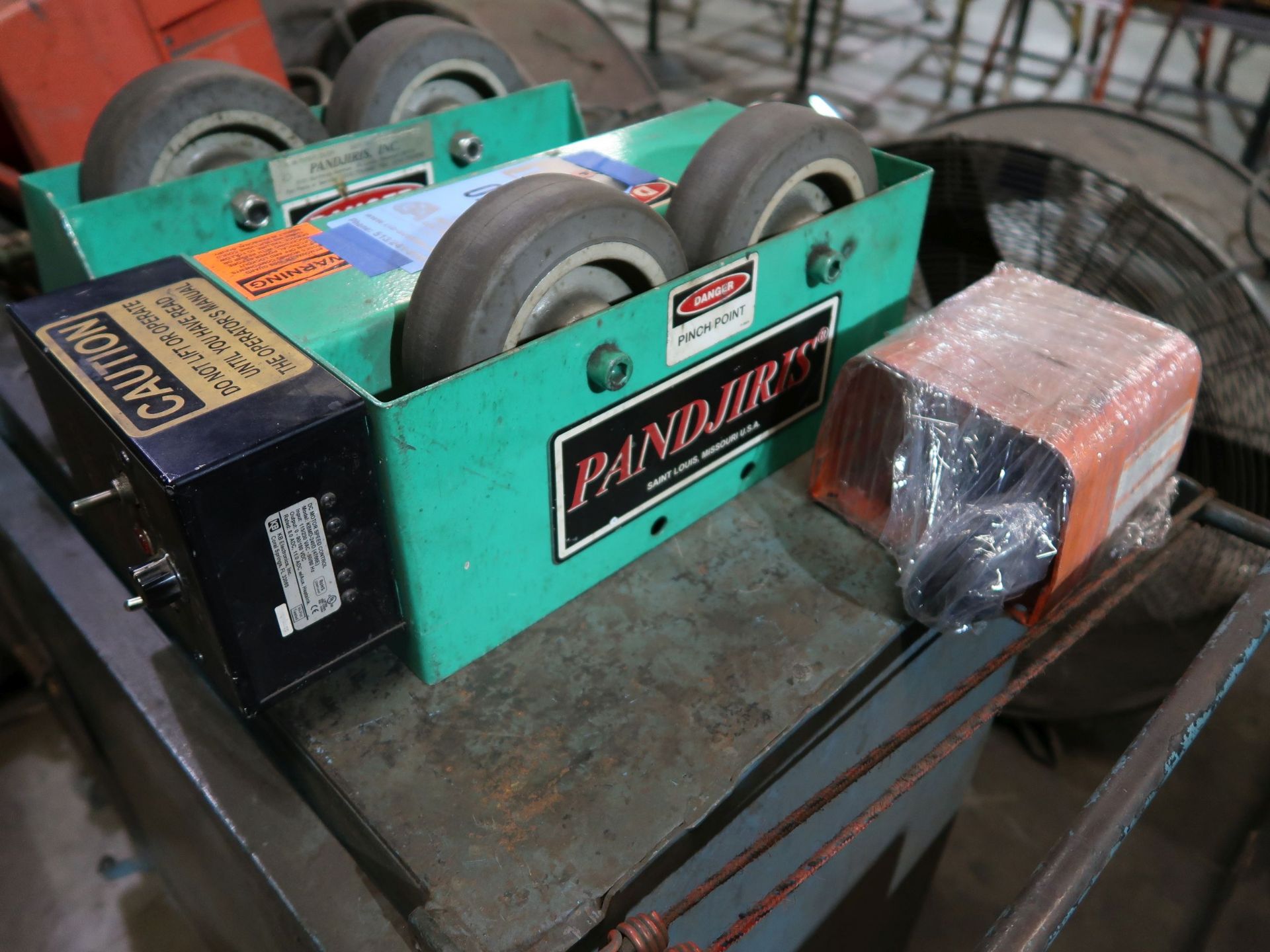 PANDJIRIS MODEL MINI PIPER POWER ROLLER WITH IDLER - Image 3 of 3