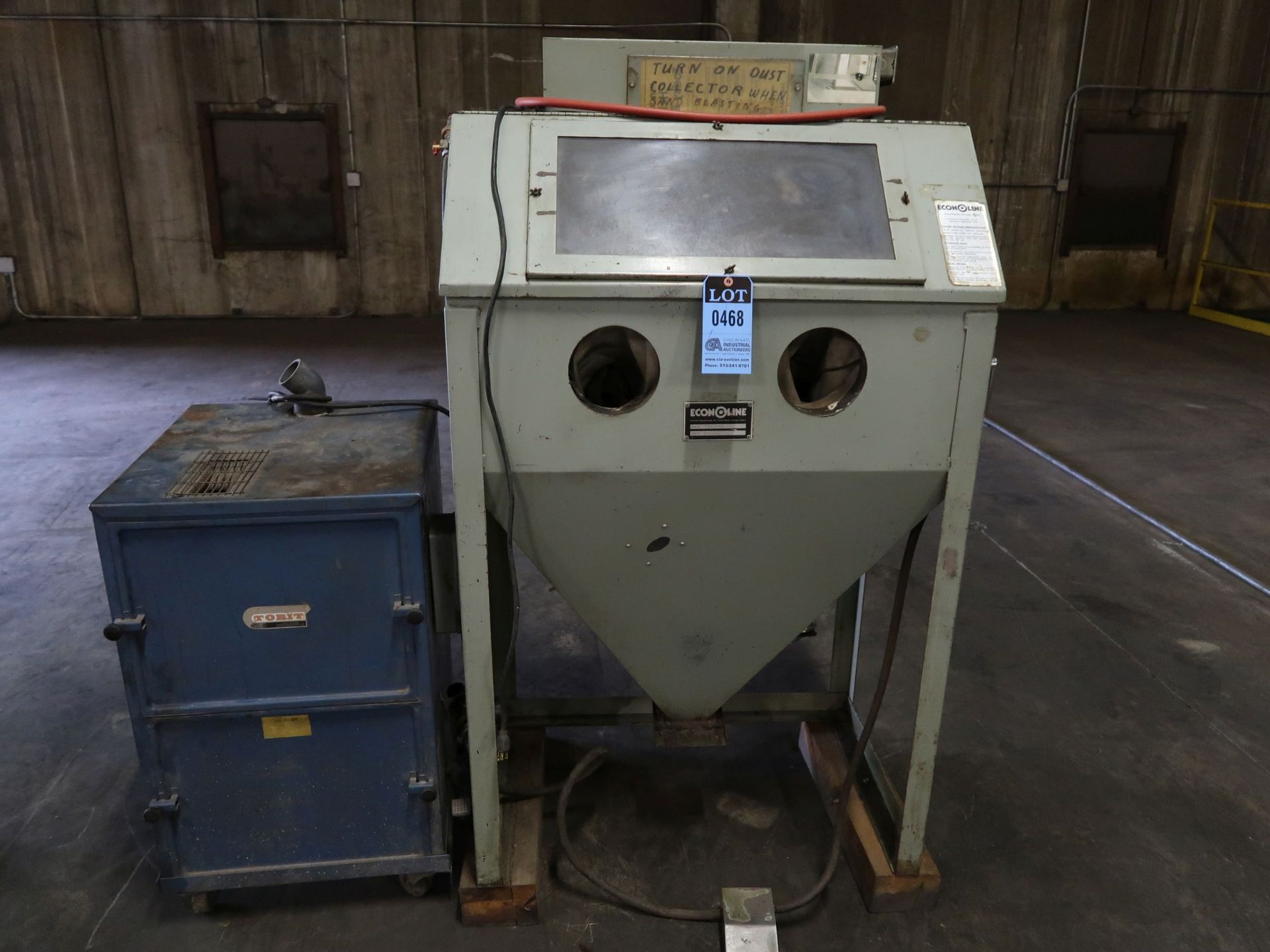 36" ECONOLINE MODEL RA-36-1 ABRASIVE BLAST CABINET WITH TORIT DUST COLLECTOR