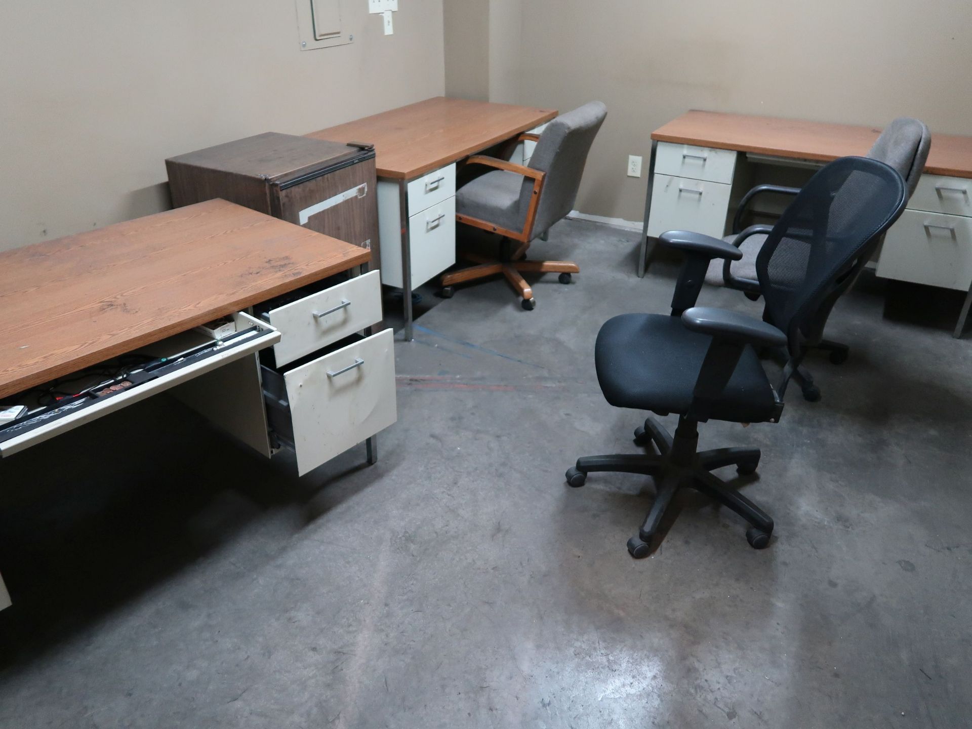 FOUR-POST FORMICA TOP DESKS, (3) CHAIRS, MINI FRIDGE AND FILE CABINET **NO AC UNIT STAYS WITH