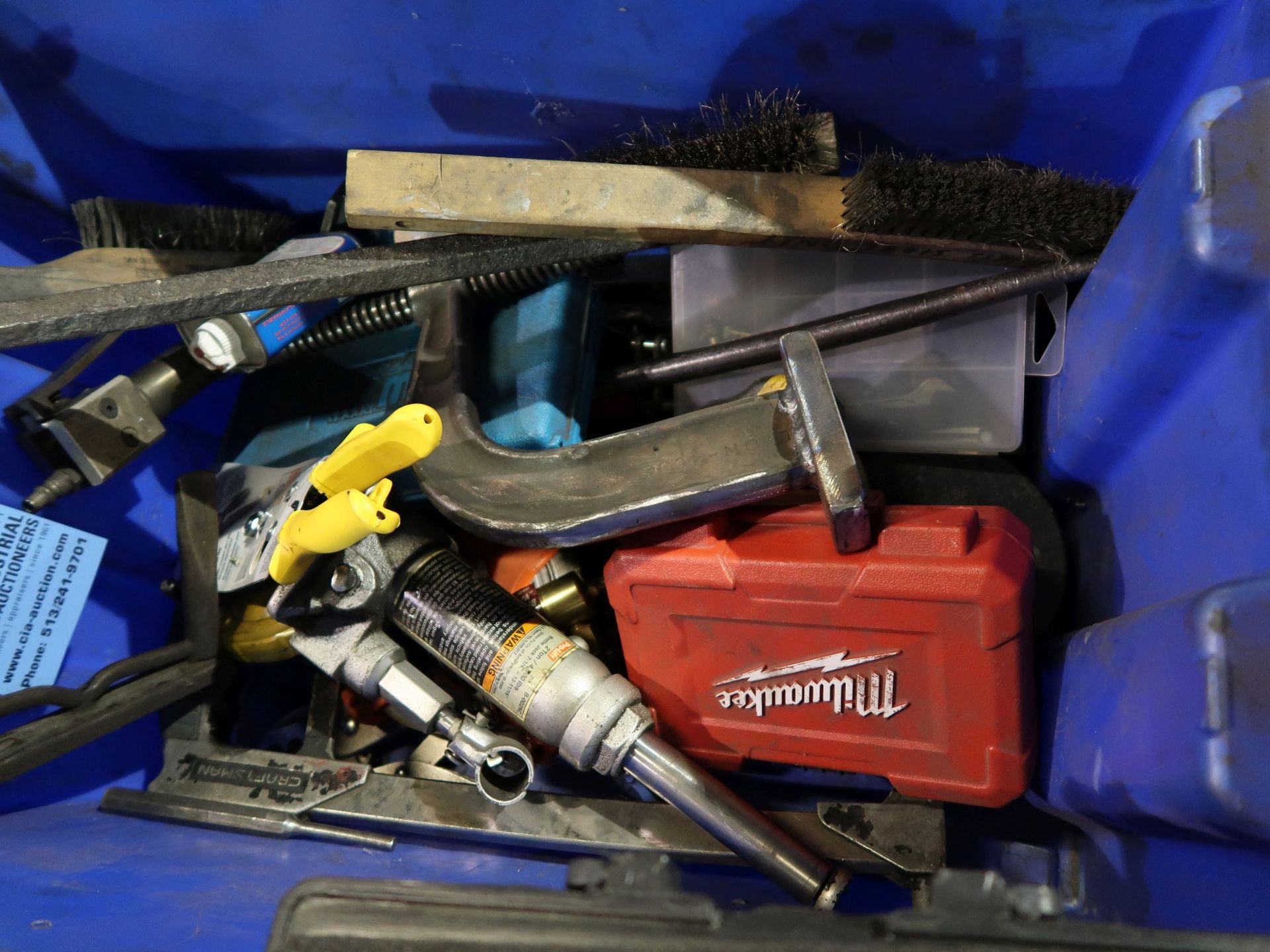 (LOT) MISCELLANEOUS HAND TOOLS - Image 2 of 2