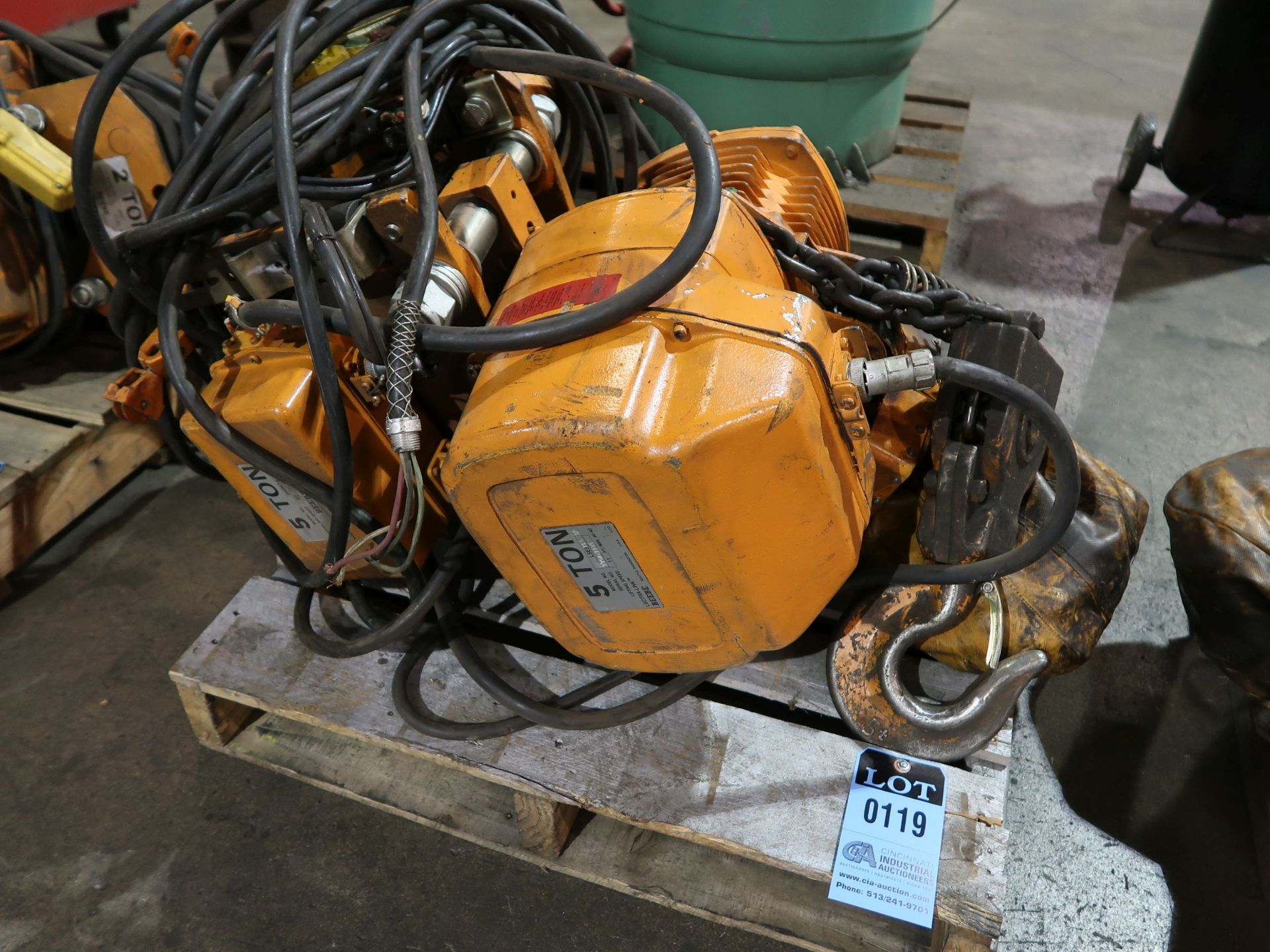 5 TON CAPACITY BEEBE MODEL L5E5FLS ELECTRIC HOIST WITH TROLLEY - Image 2 of 4