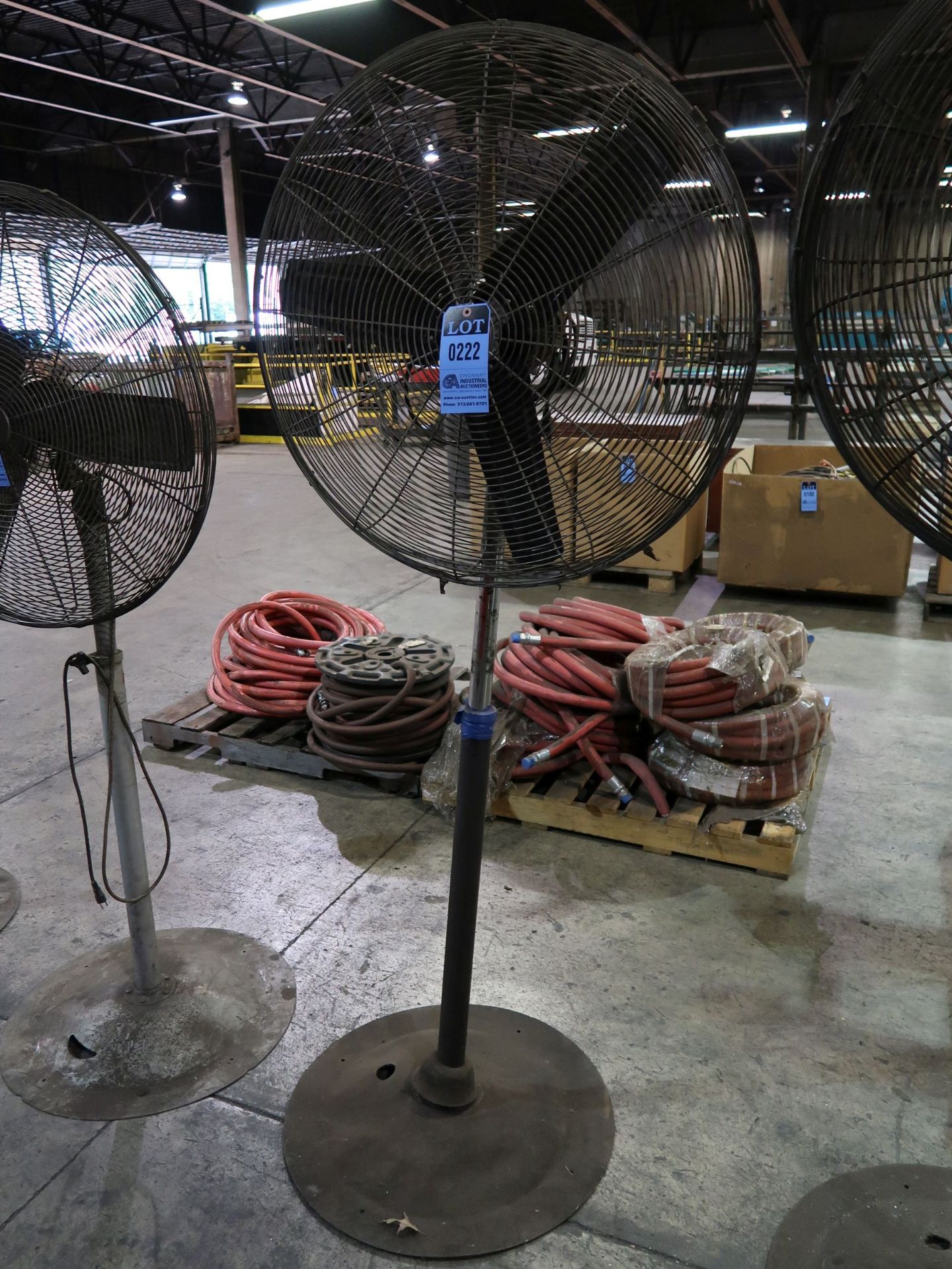 30" DIAMETER HIGH VELOCITY PEDESTAL AIR CIRCULATOR