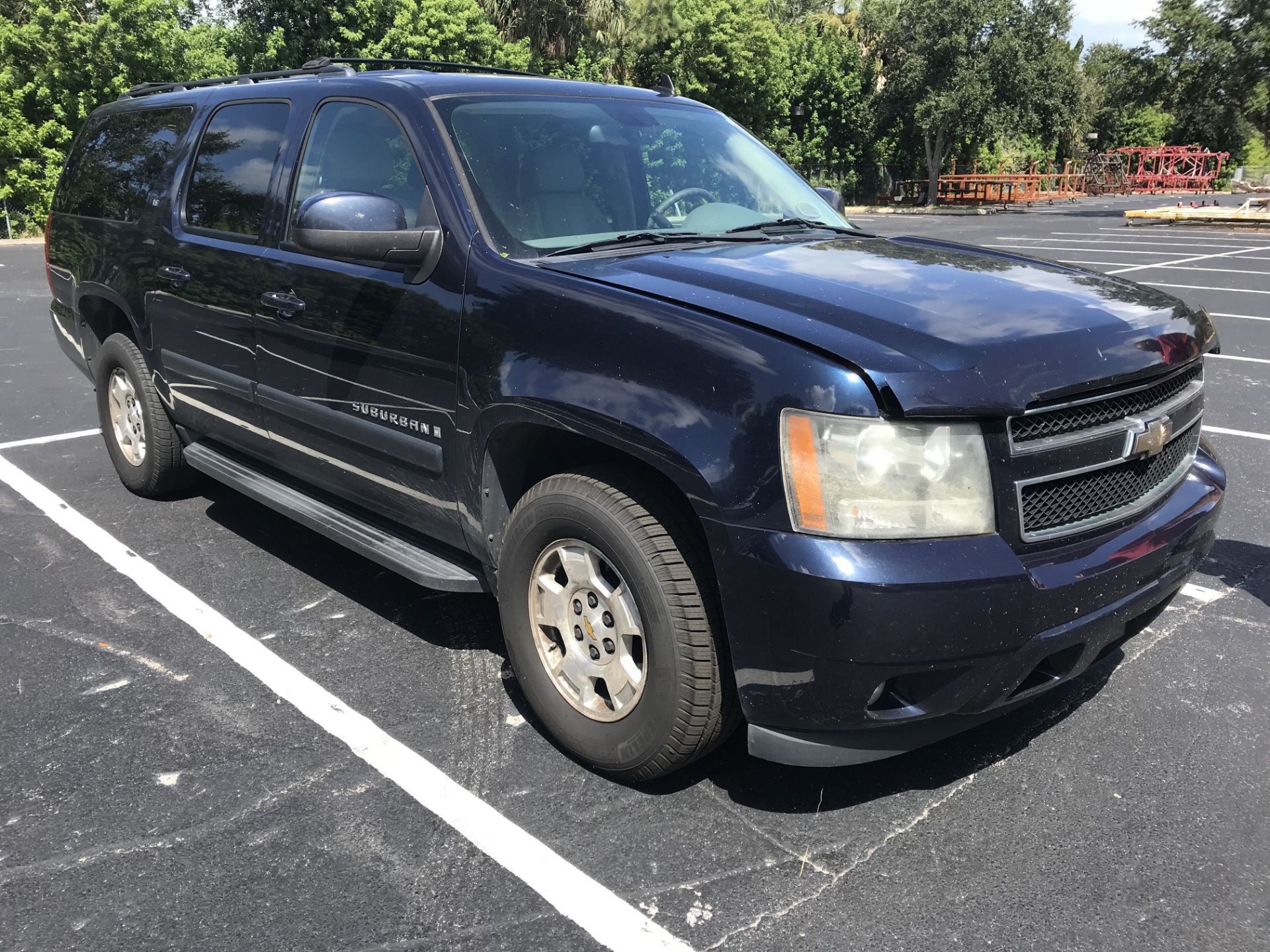 2008 CHEVY SUBURBAN LT MODEL C150N; VIN # 3GNFC16J98G207539, FULL POWER, LEATHER INTERIOR, VORTEC - Image 2 of 8