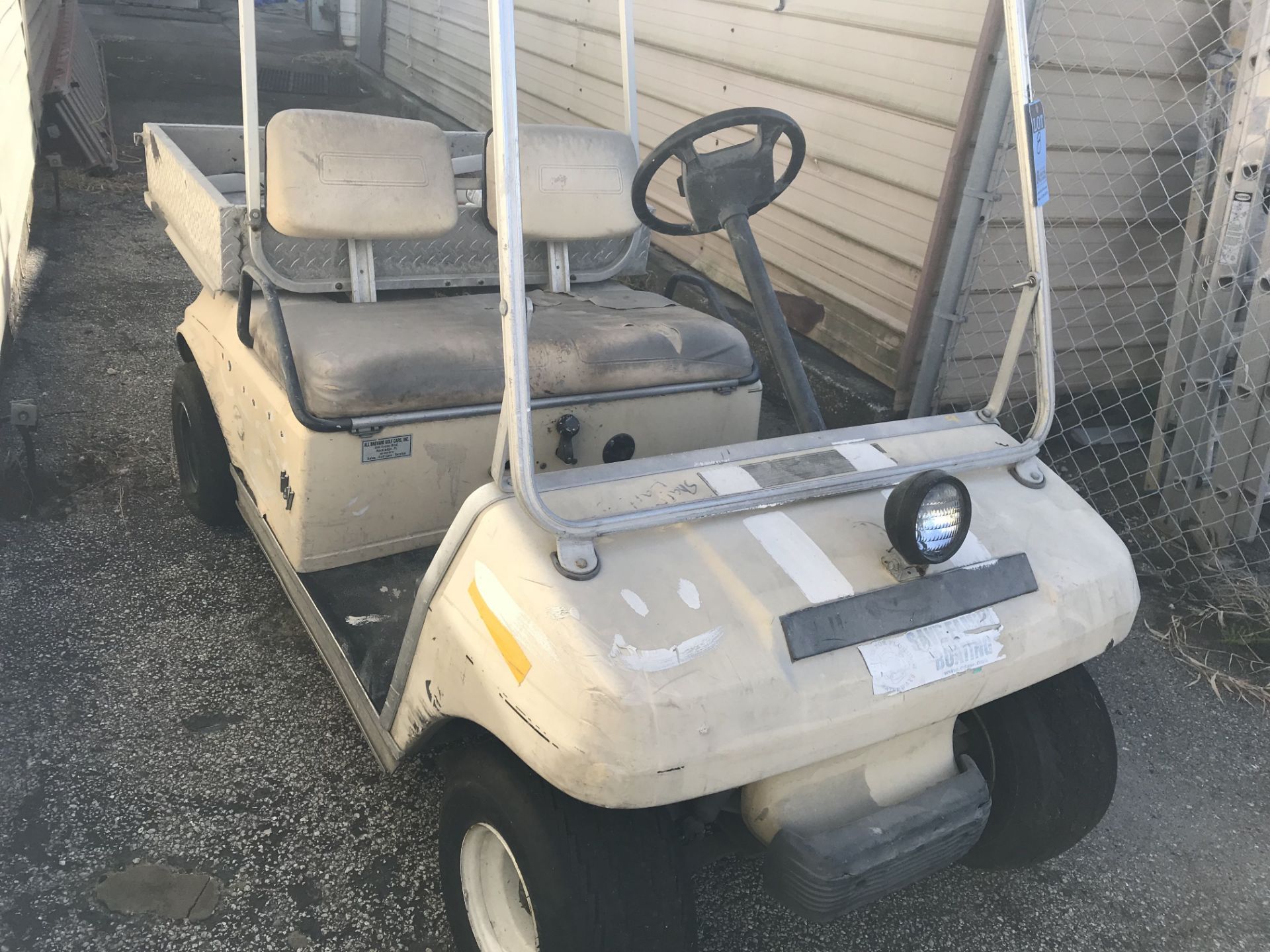 CLUB CAR ELECTRIC GOLF CART; S/N A9435-398658, 30" X 42" WORK BED **LOCATED AT 350 SEA RAY DR., - Image 5 of 5