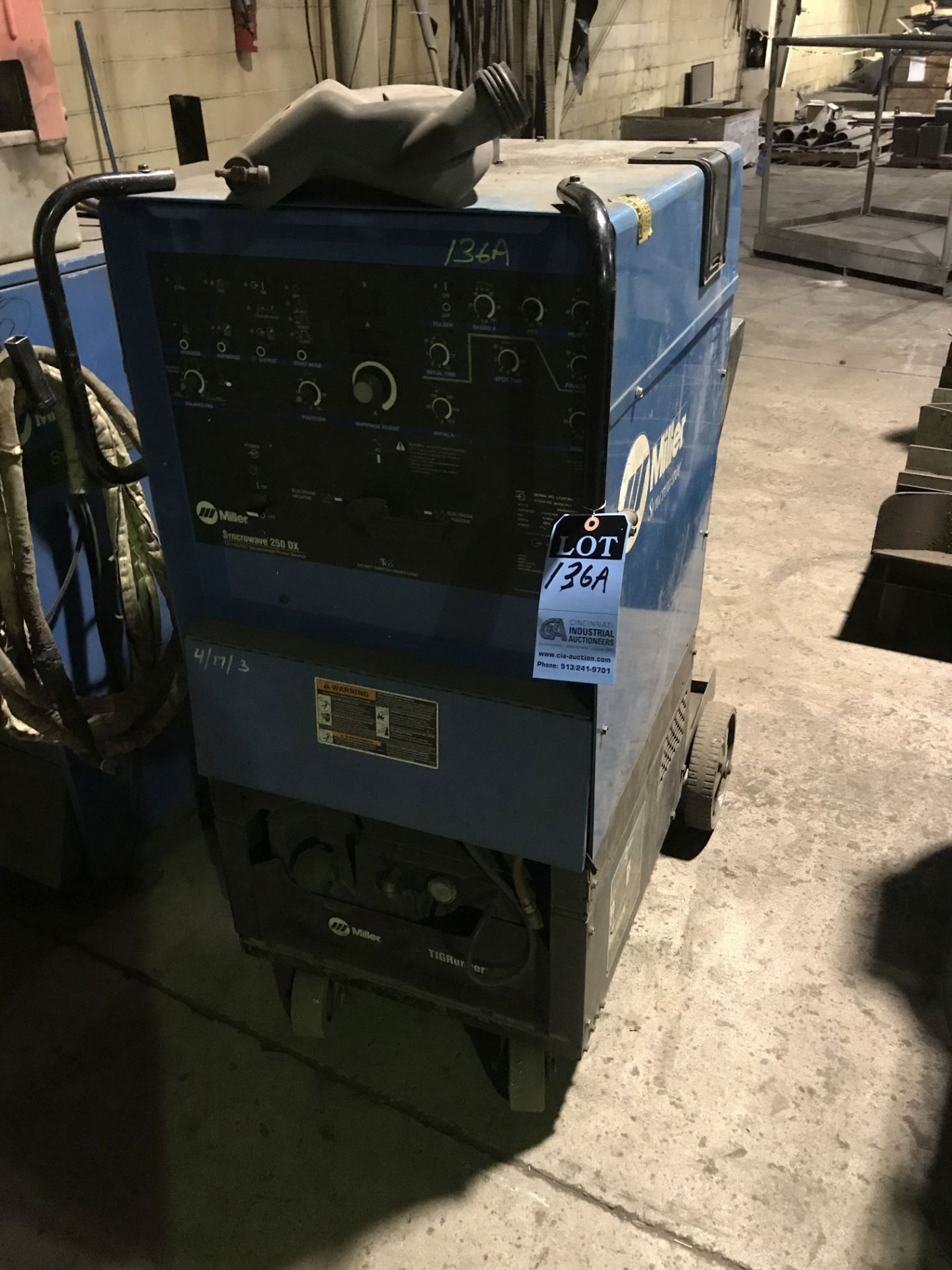 MILLER SYNCROWAVE 250DX TIG WELDER; S/N LC247264