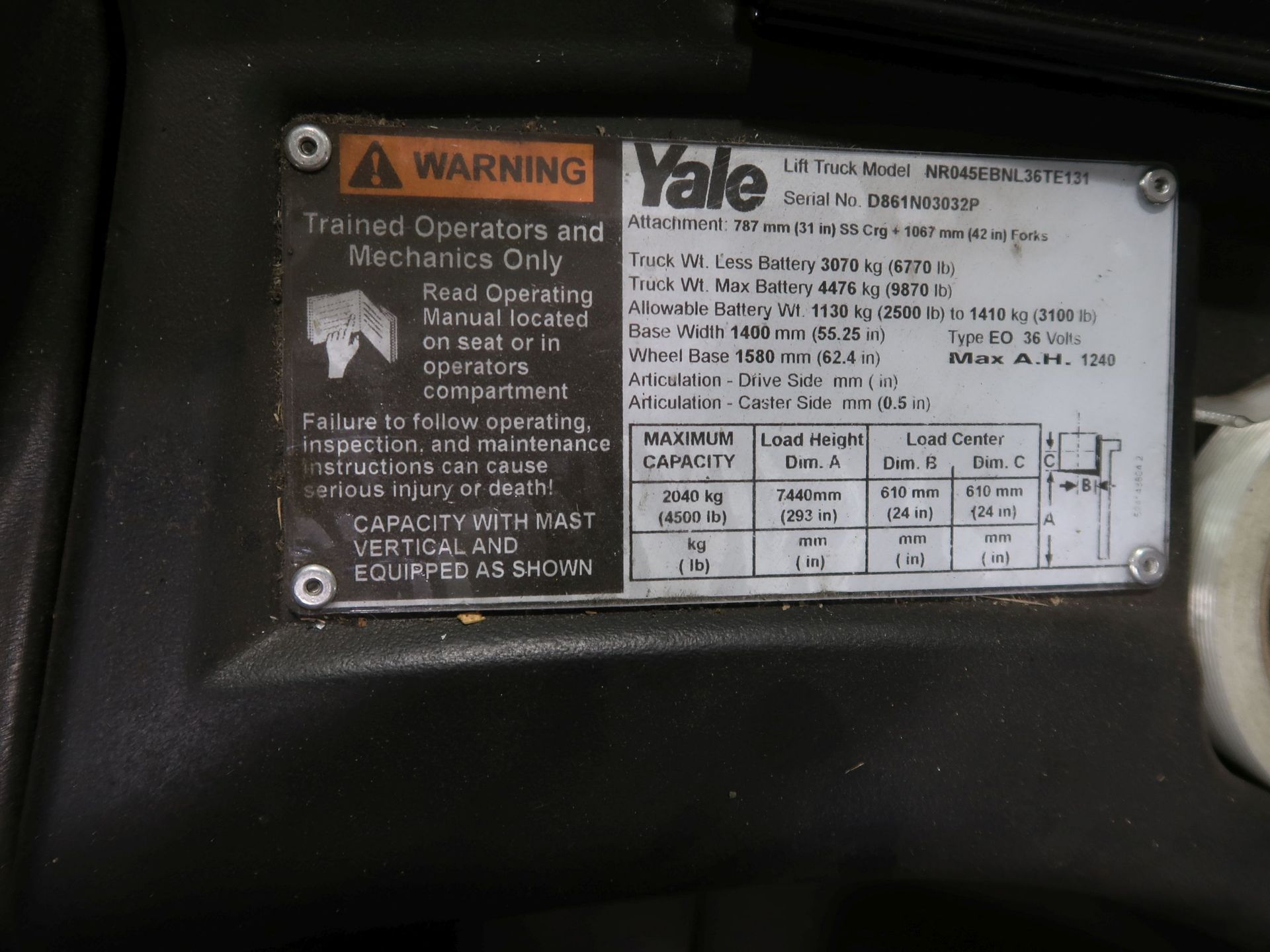 4,500 LB. YALE MODEL NR045 STAND UP ELECTRIC REACH TRUCK; S/N D861N03032P, 3-STAGE MAST, 132" MAST - Image 8 of 10