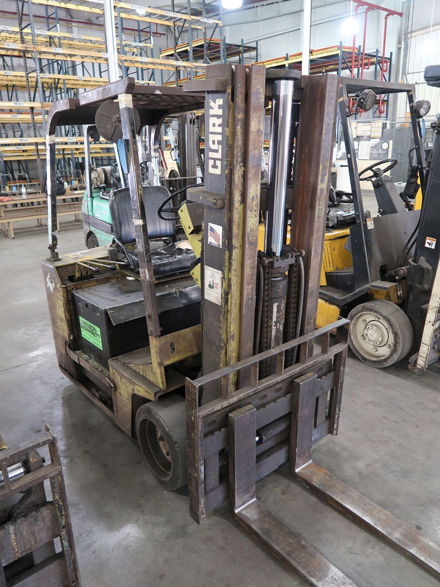 2,600 LB. CLARK MODEL TW40B SIT DOWN ELECTRIC LIFT TRUCK; S/N TW253-329-4745, 3-STAGE MAST, 76" MAST - Image 2 of 8