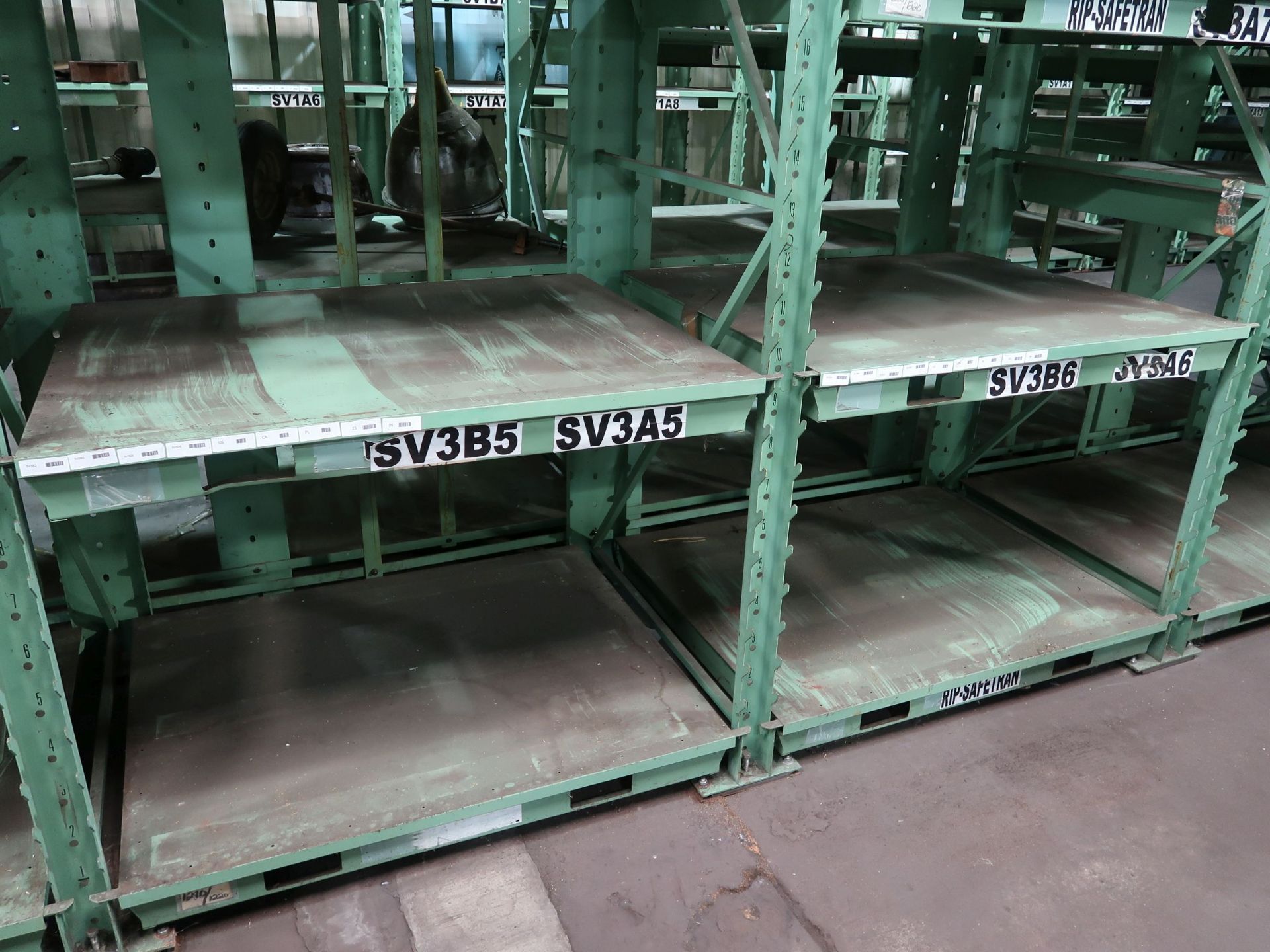 STANLEY VIDMAR "STAK-SYSTEM" 2,000 LB. CAPACITY INVENTORY RACK SYSTEM, (1) 42" FORK ELECTRIC CHAIN - Image 7 of 7