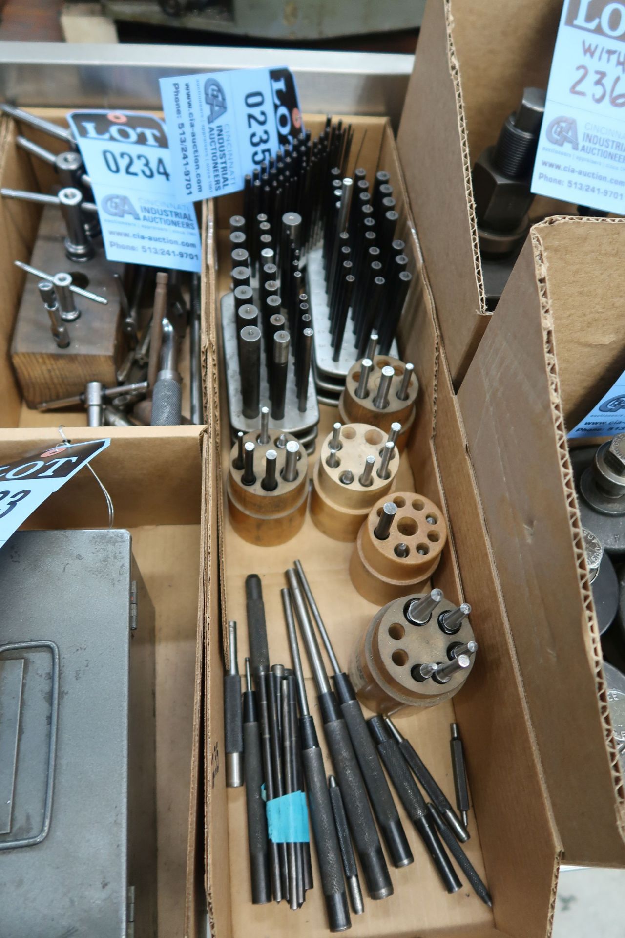 (LOT) MISCELLANEOUS CENTER PUNCHES