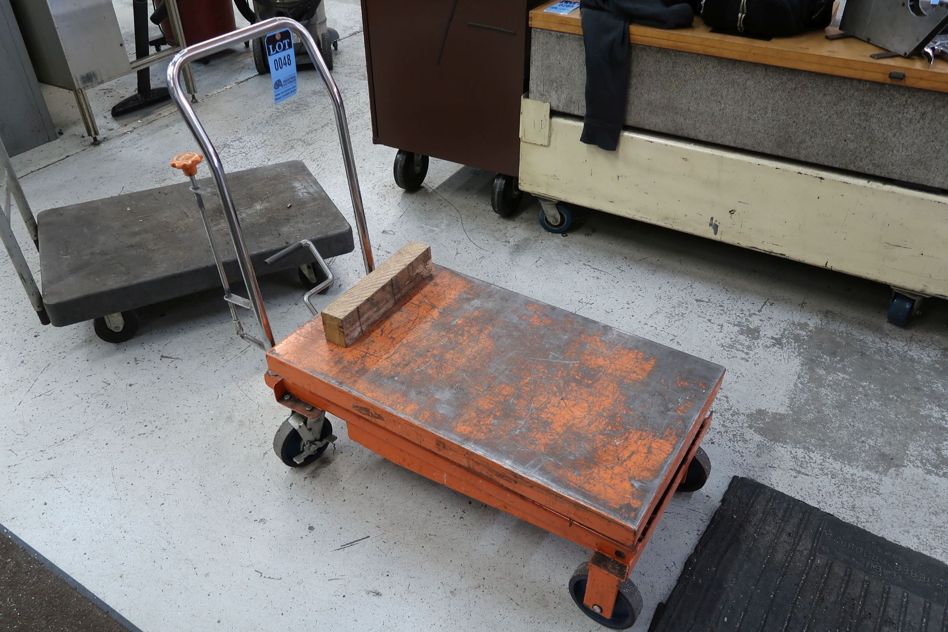 20" X 36" HYDRAULIC DIE CART