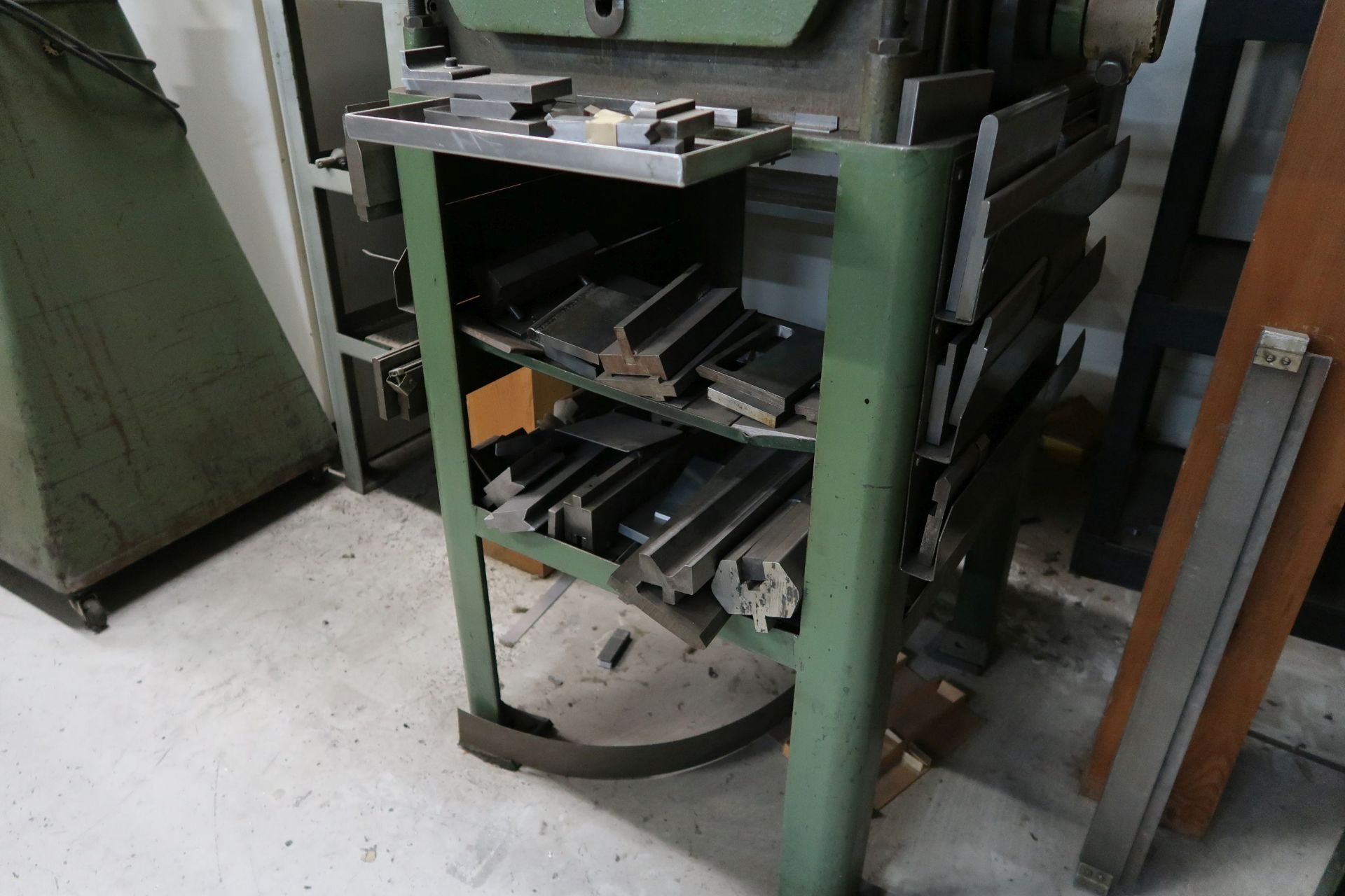 24" X 16 GA. DIACRO NO. 16-24 MANUAL PRESS BRAKE; S/N 1-1015 - Image 5 of 5