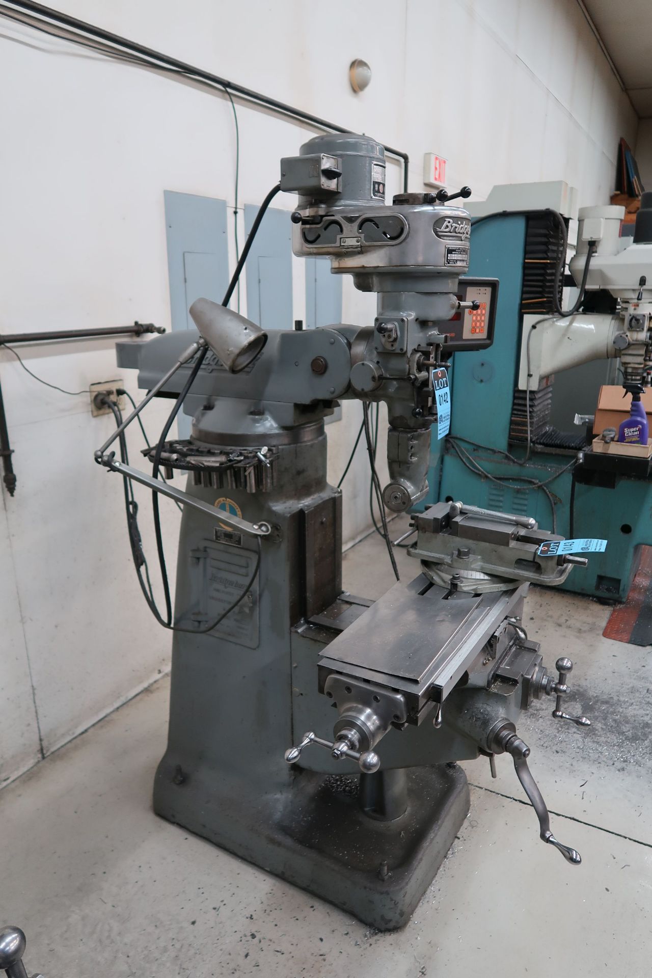 1 HP BRIDGEPORT VERTICAL MILL; S/N 96823, 9" X 42" TABLE, SPINDLE SPEED 80-2,720 RPM, MINI WIZARD - Image 7 of 7