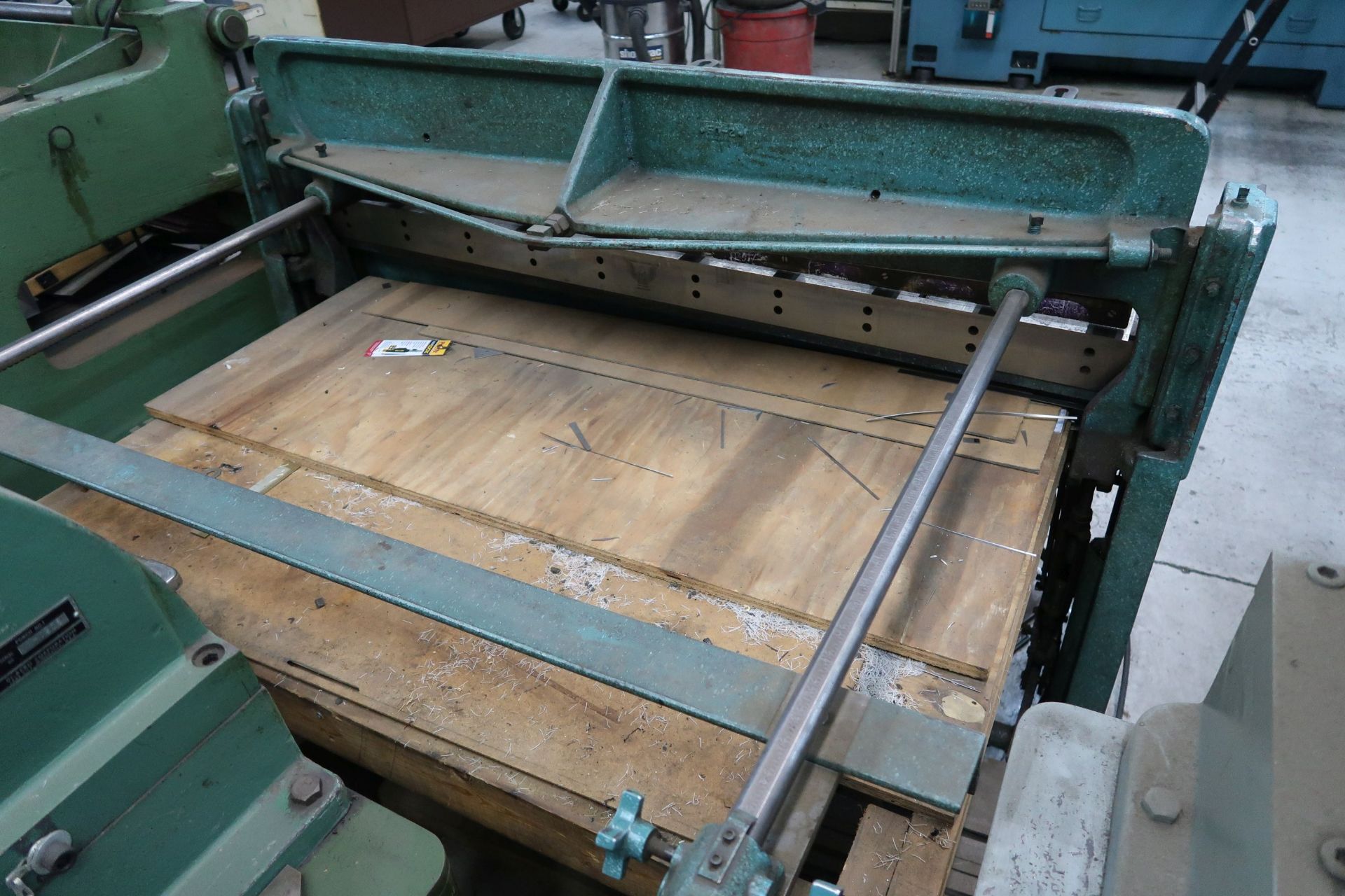 16 GA. X 52" WYSONG MODEL 1652 POWER SHEAR; S/N F01-1540, 3 HP MOTOR, FOOT CONTROL, BACK GAUGE - Image 6 of 6