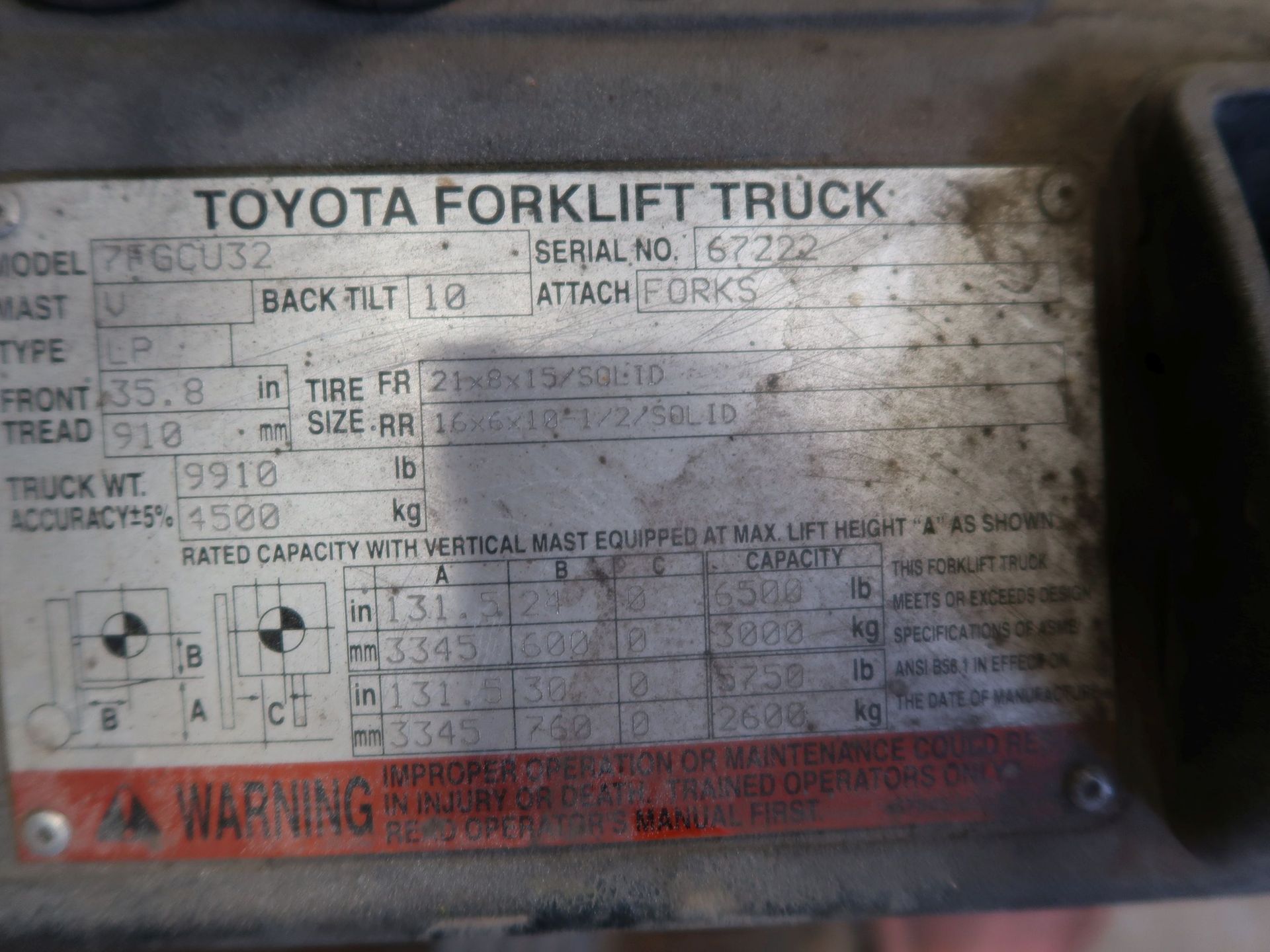 6,500 LB. TOYOTA MODEL 7FGCU32 SOLID TIRE LP GAS LIFT TRUCK; S/N 67222, 2-STAGE MAST, 82" MAST - Image 9 of 10