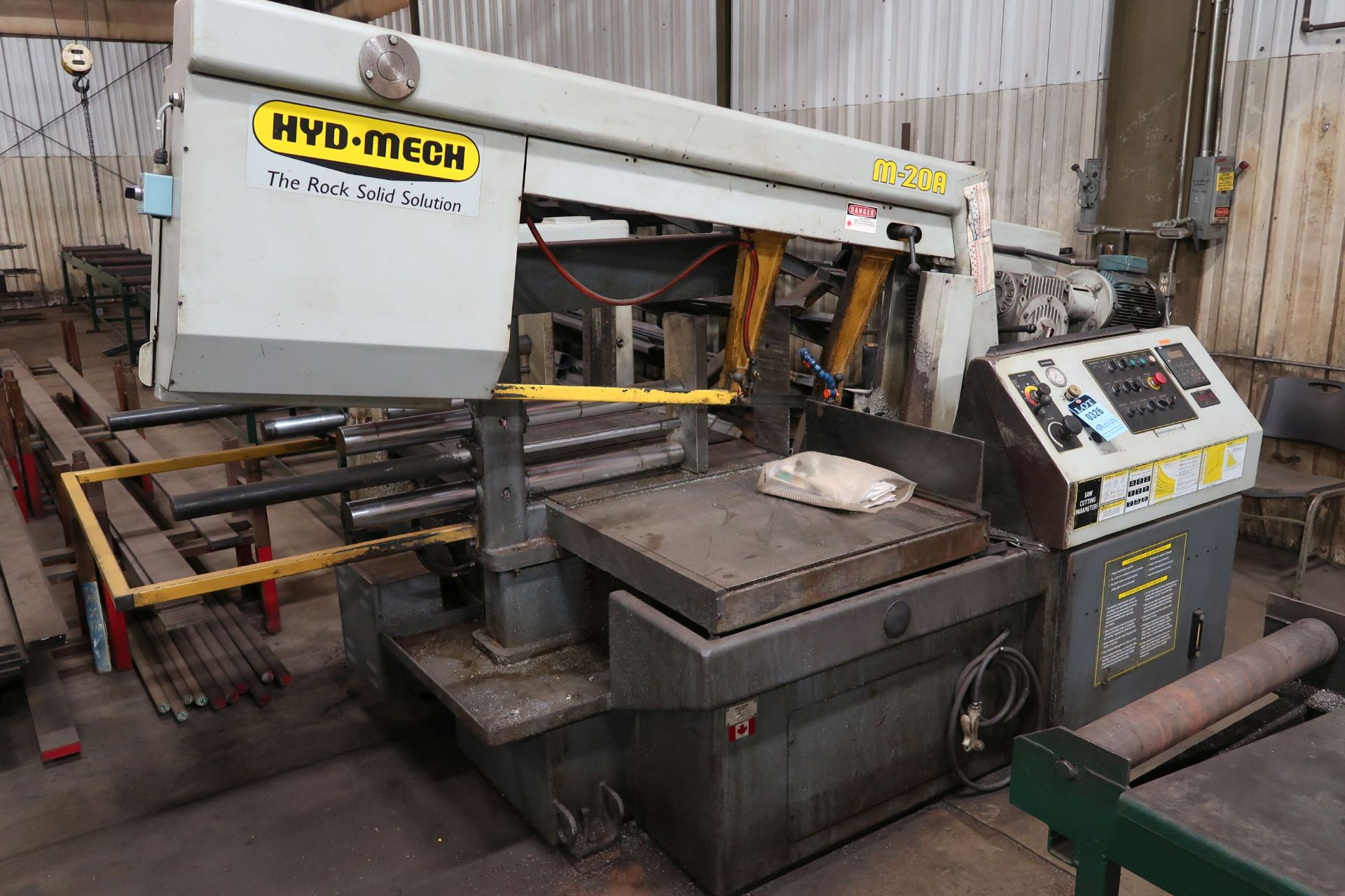 20" X 30" HYD-MECH MODEL M-20A AUTOMATIC HORIZONTAL PIVOT BAND SAW; S/N T0908666, 40" AUTO FEED, - Image 2 of 10