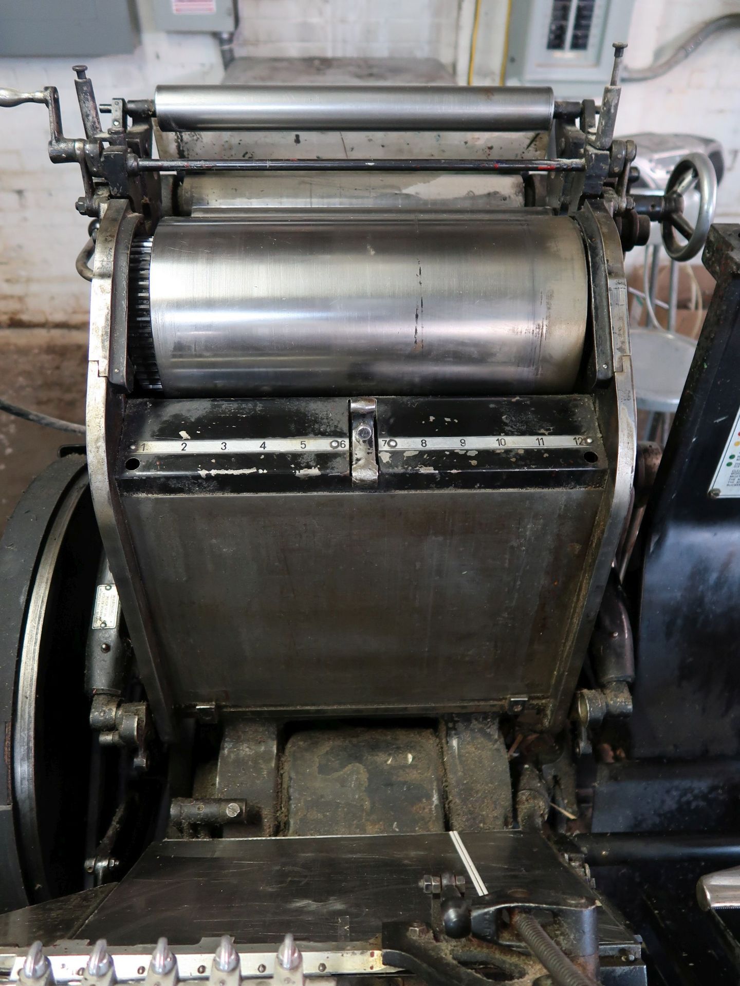 10" X 15" HEIDELBERG WINDMILL DIE CUTTER; S/N 104508E WITH HOT PLATE AND DIGITAL CONTROL - Image 6 of 9