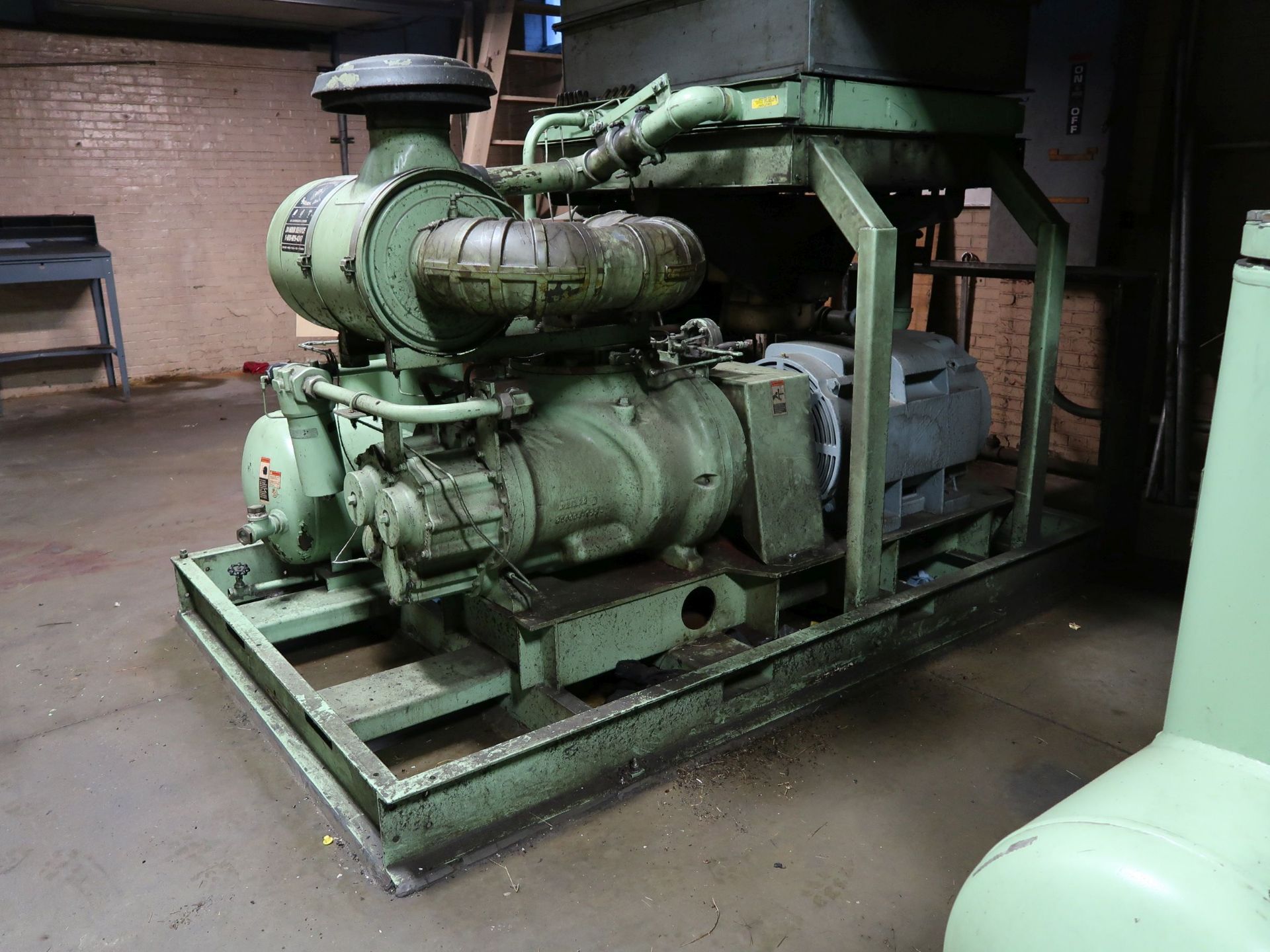 200 HP SULLAIR MODEL LS25-200LA ROTARY SCREW SKID MOUNTED AIR COMPRESSOR; S/N 2006122600097, NEEDS - Image 3 of 5