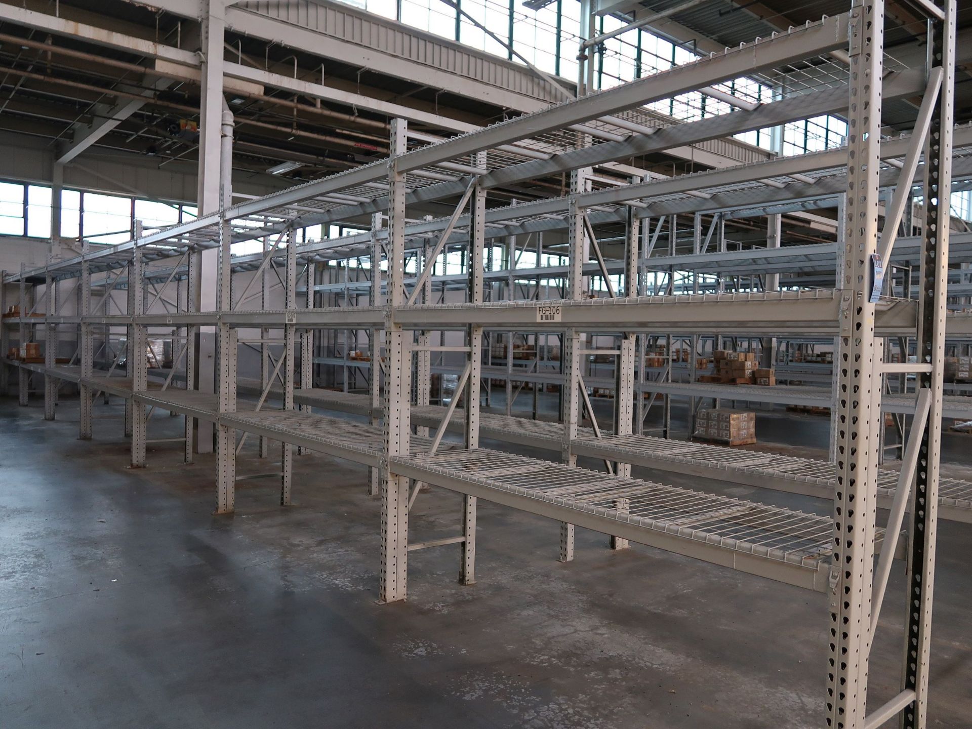 SECTIONS 28" X 180" X 117" TEARDROP ADJUSTABLE BEAM PALLET RACKS WITH (8) 28" X 117" UPRIGHTS, (