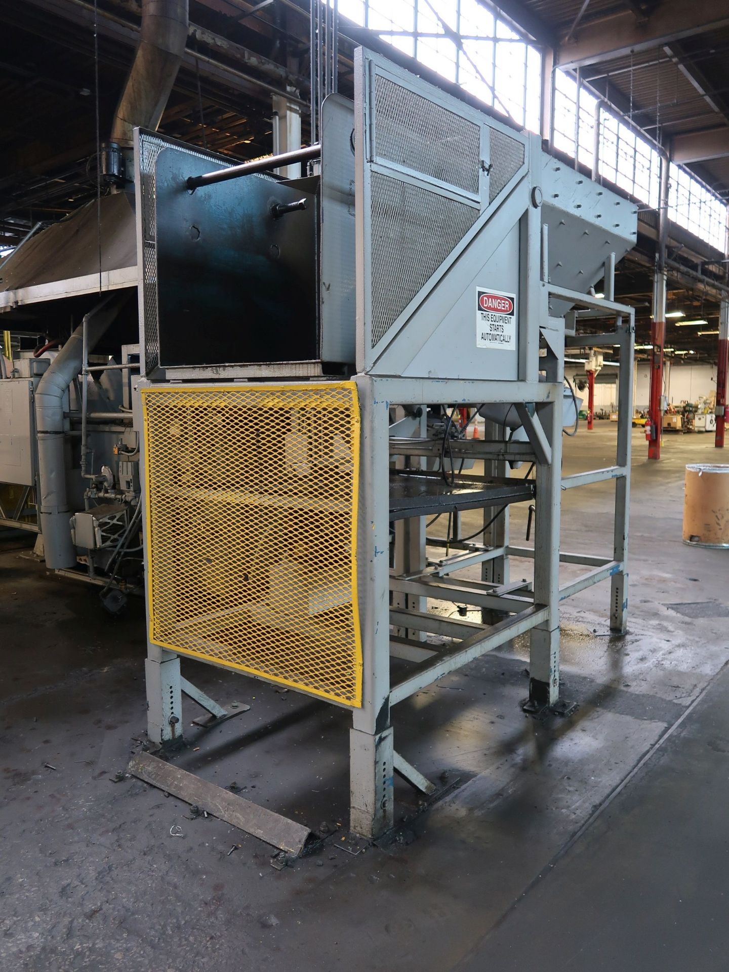 ATMOSPHERE FURNACE MESH BELT CONTINUOUS HEAT TREAT LINE; S/N 60879, UP TO 4,000 LBS./HOUR. 60" - Image 31 of 37