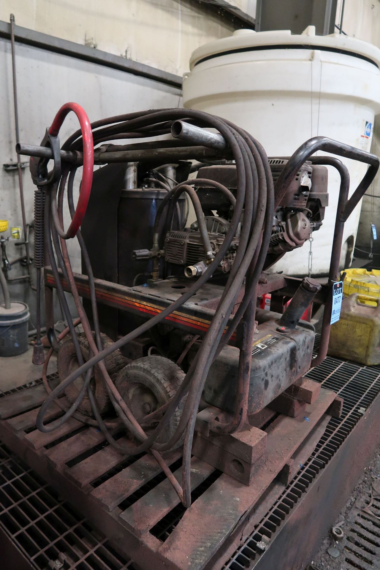 3,500 PSI FUEL OIL FIRED STEAM CLEANER **LOADING PRICE DUE TO ERRA - $50.00** - Image 2 of 3