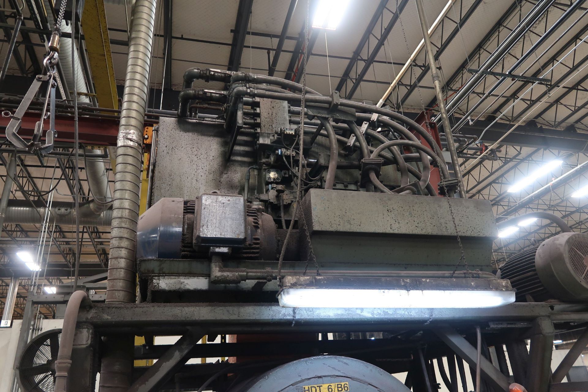 HDT MOLD PRESS, MACHINE # HDT6/B6 **DELAYED REMOVAL - PICK UP 1/2/2019** **LOADING PRICE DUE TO ERRA - Image 5 of 7